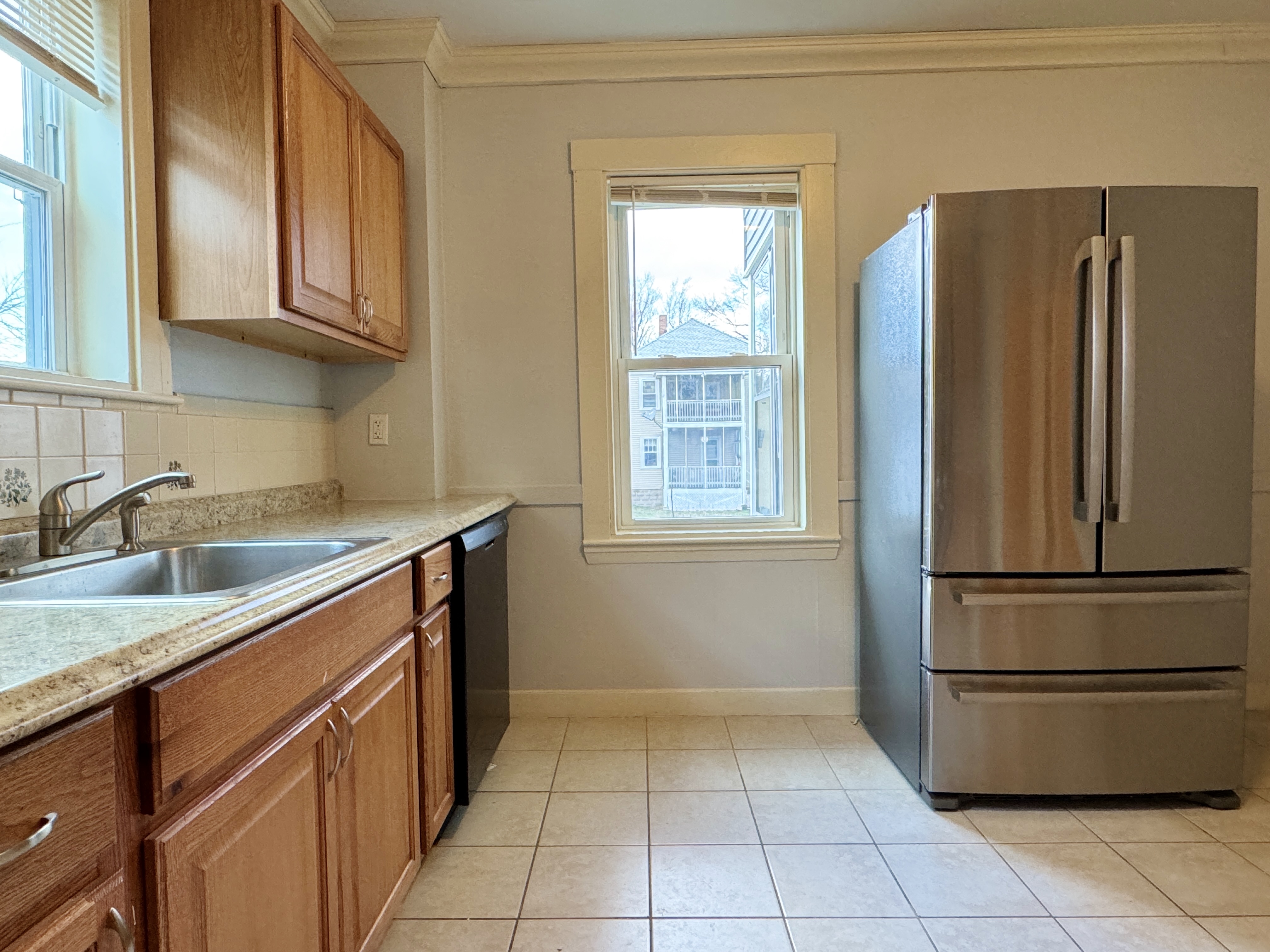 2 bed, 1 bath apartment for rent at 57 Oliver St Unit 1, Malden — photo 6 of 12