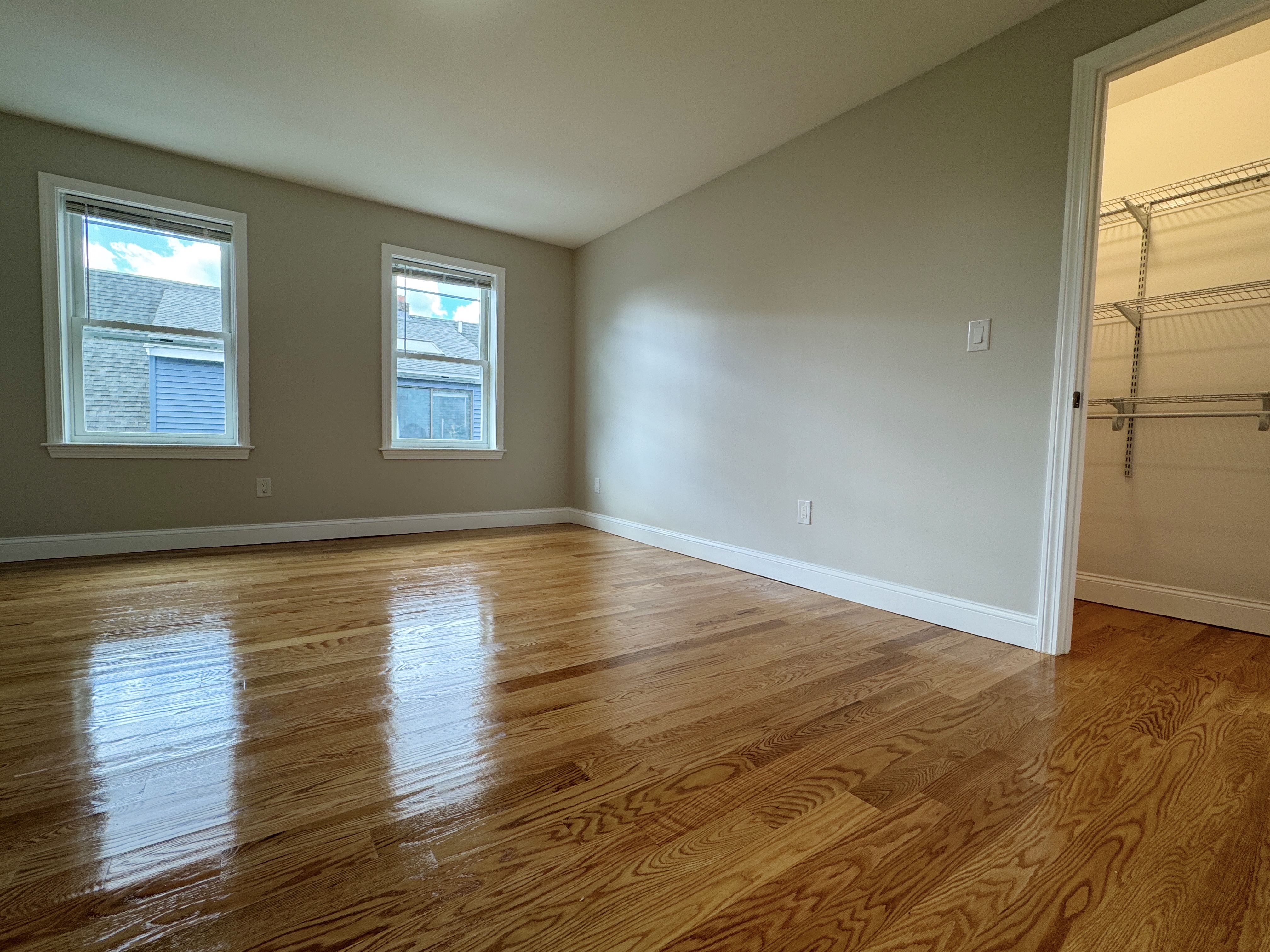 6 bed, 2 bath apartment for rent at 88 Wyoming Ave Unit 2, Malden — photo 19 of 22