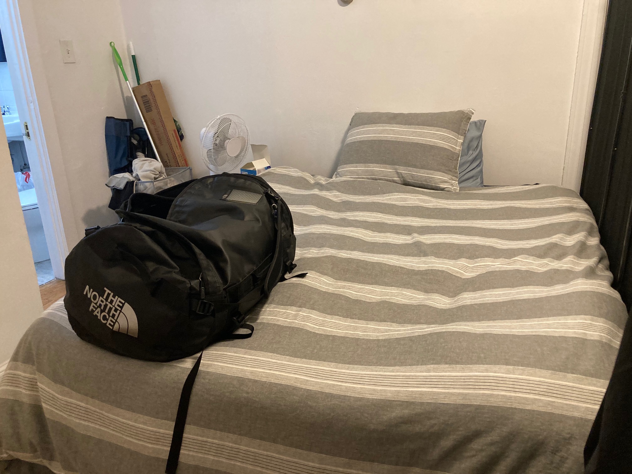 Studio bed, 1 bath apartment for rent at 64 Phillips St Unit A, Beacon Hill — photo 7 of 10
