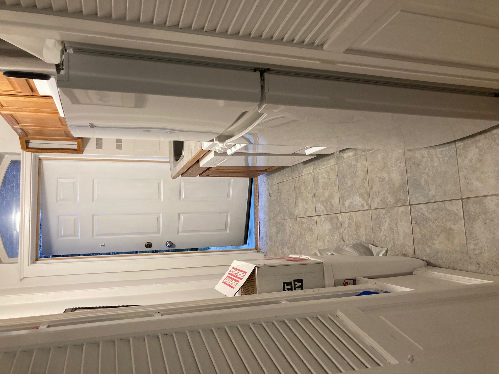 Studio bed, 1 bath apartment for rent at 64 Phillips St Unit A, Beacon Hill — photo 4 of 10