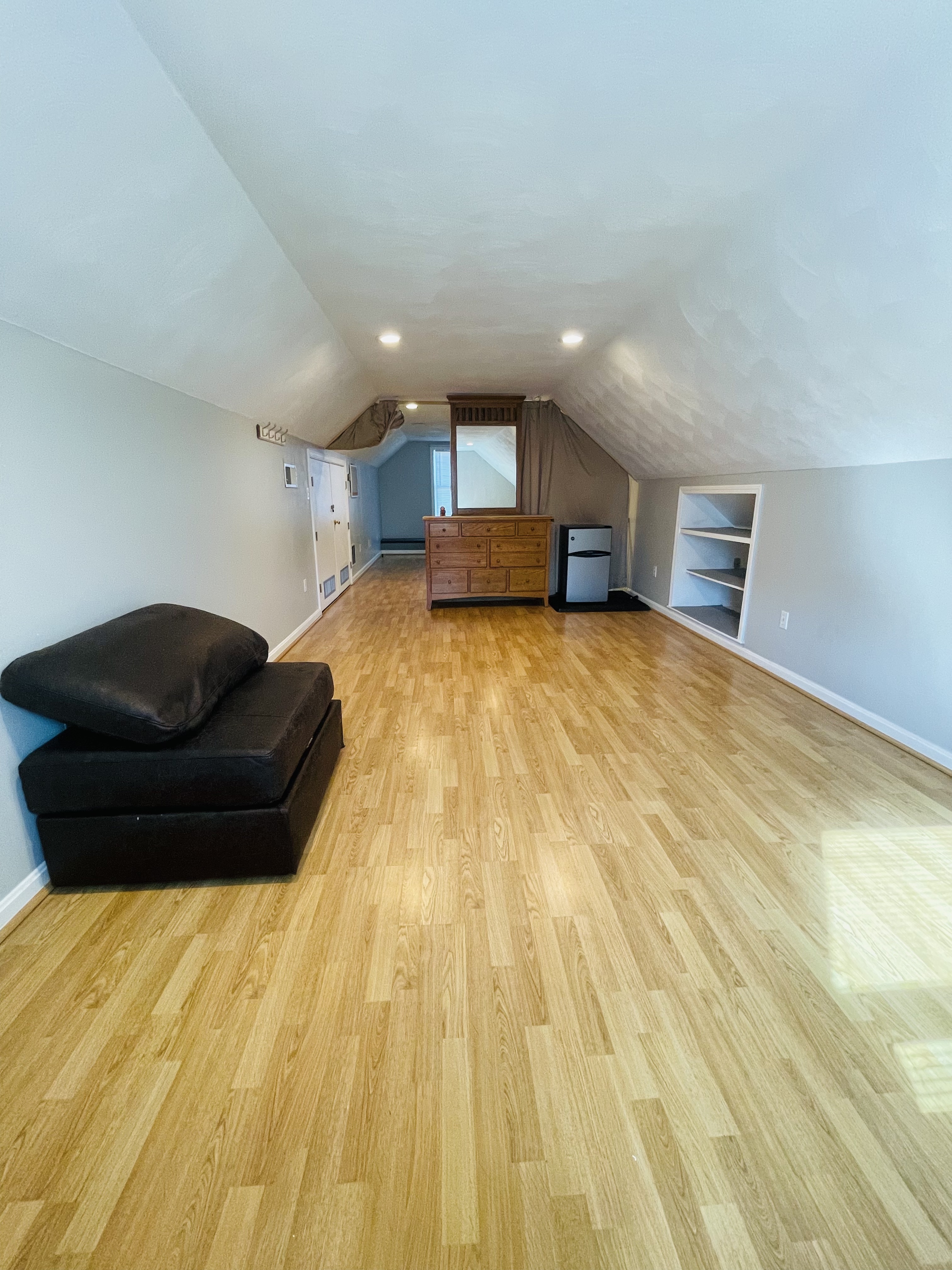 Studio bed, 1 bath apartment for rent at 139 Marlborough Rd Unit 0, Salem — photo 5 of 8