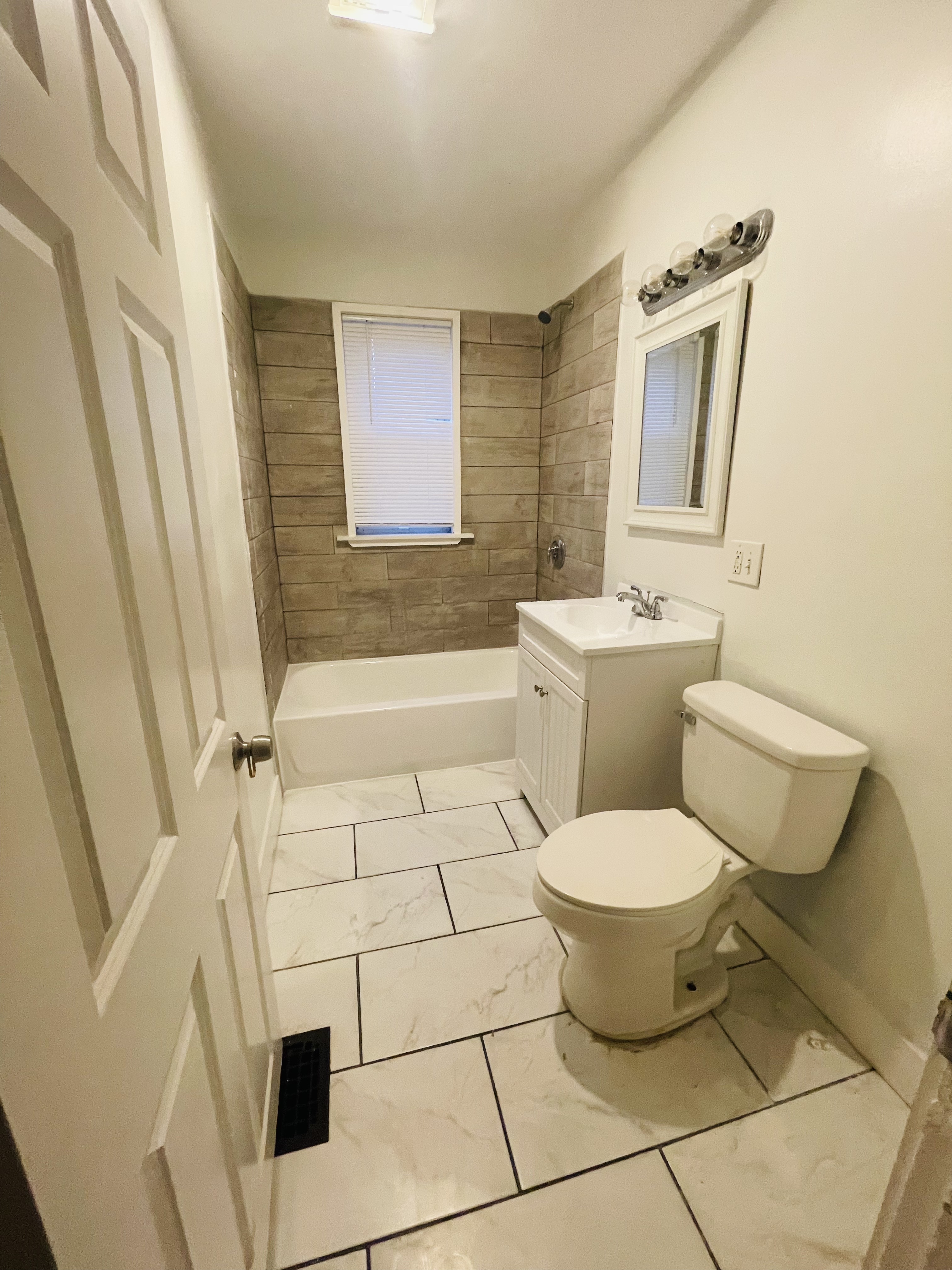 3 bed, 1 bath apartment for rent at 62 Greenwood St Unit 1, Dorchester — photo 4 of 6