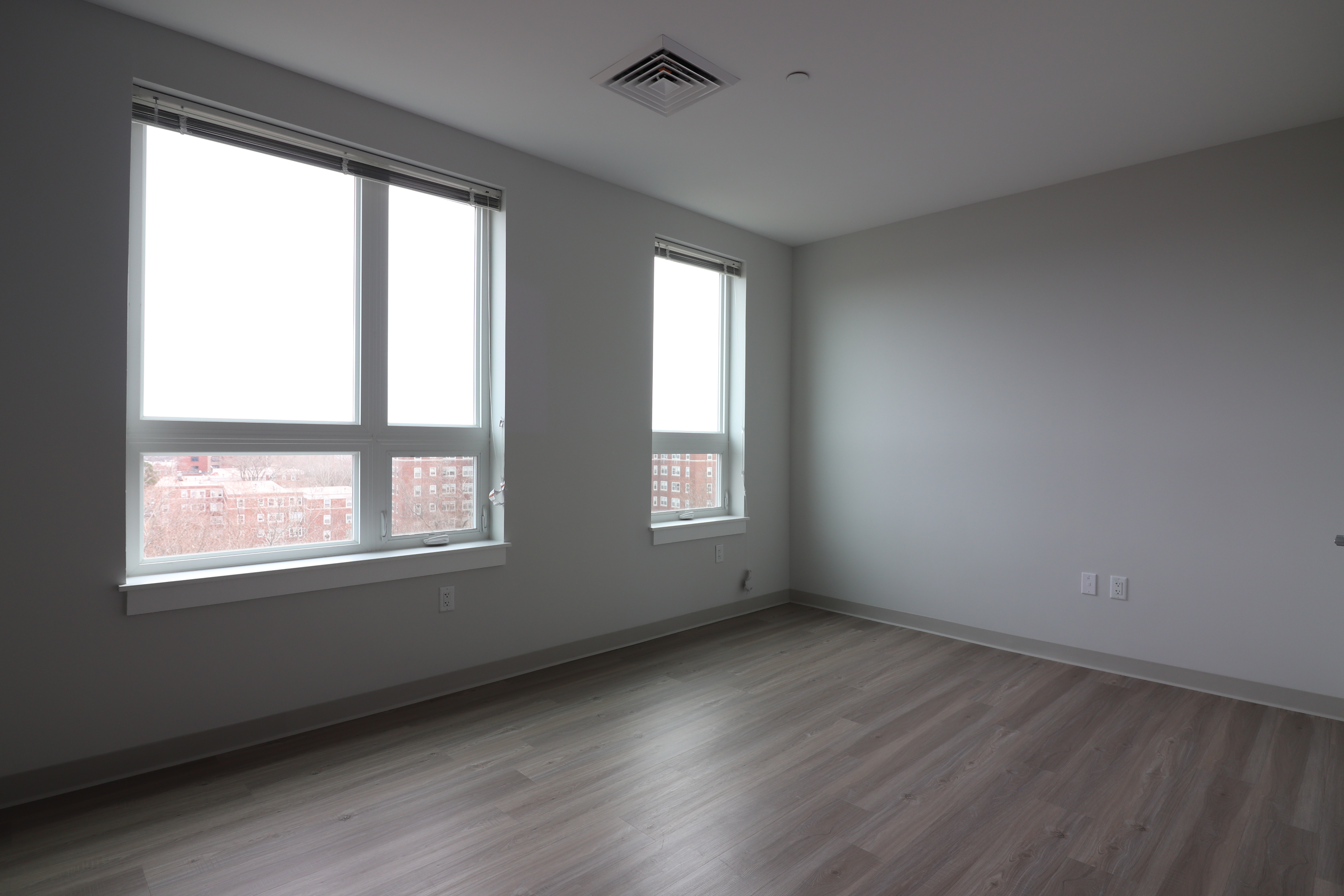 Studio bed, 1 bath apartment for rent at 161 Washington St Unit 1, Brighton — photo 3 of 7