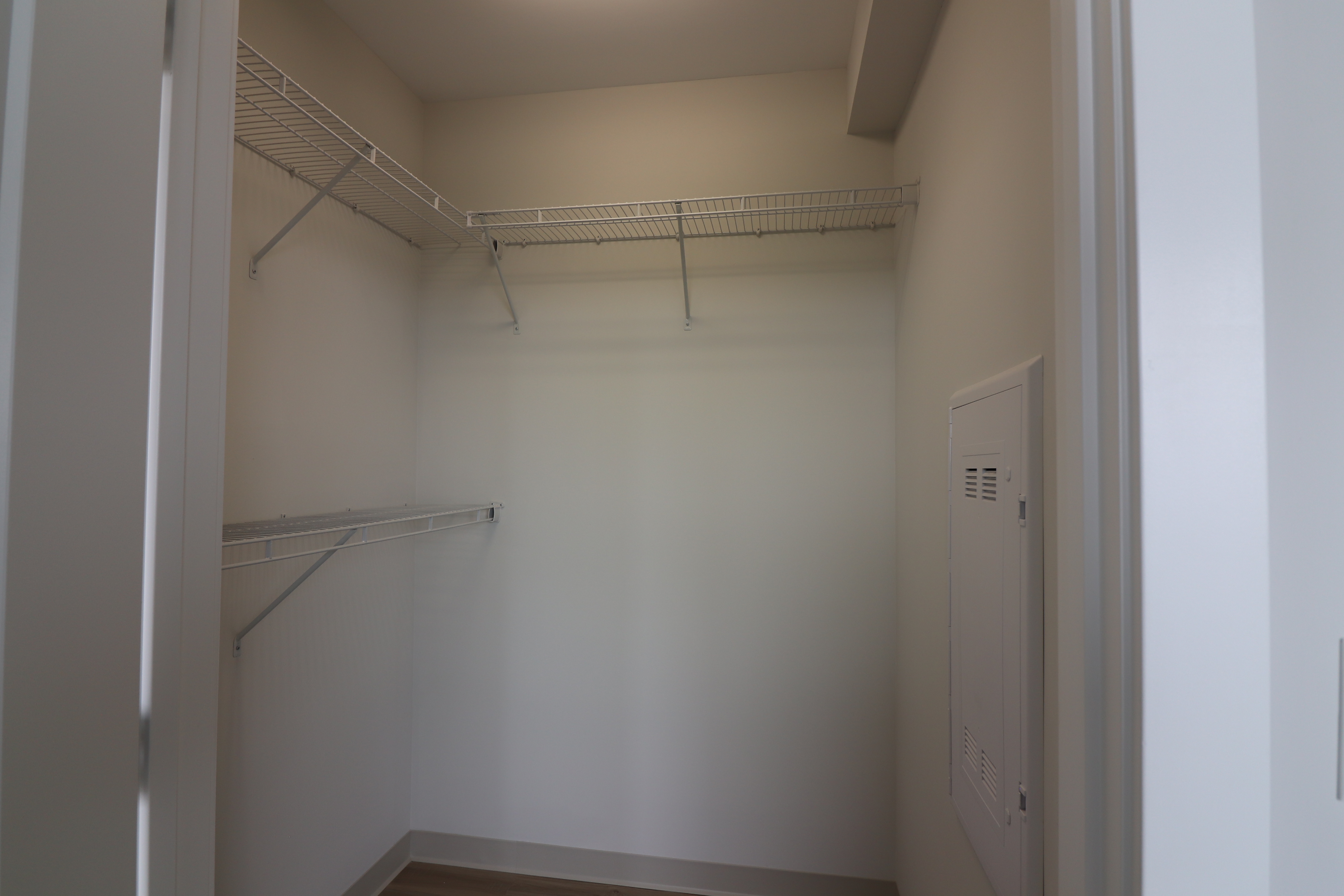 Studio bed, 1 bath apartment for rent at 161 Washington St Unit 1, Brighton — photo 4 of 7