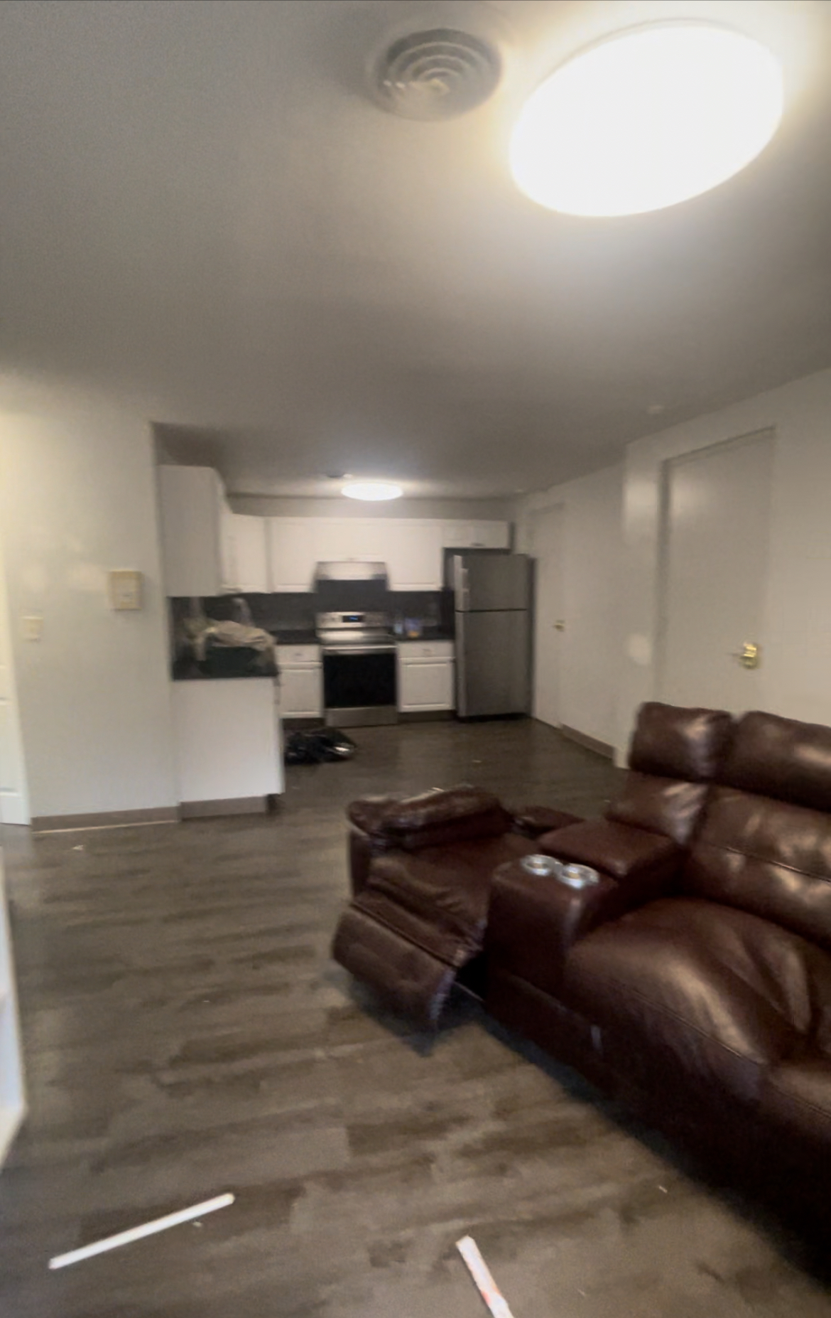 2 bed, 1 bath apartment for rent at 24 Hamilton St Unit 1, Saugus — photo 3 of 12