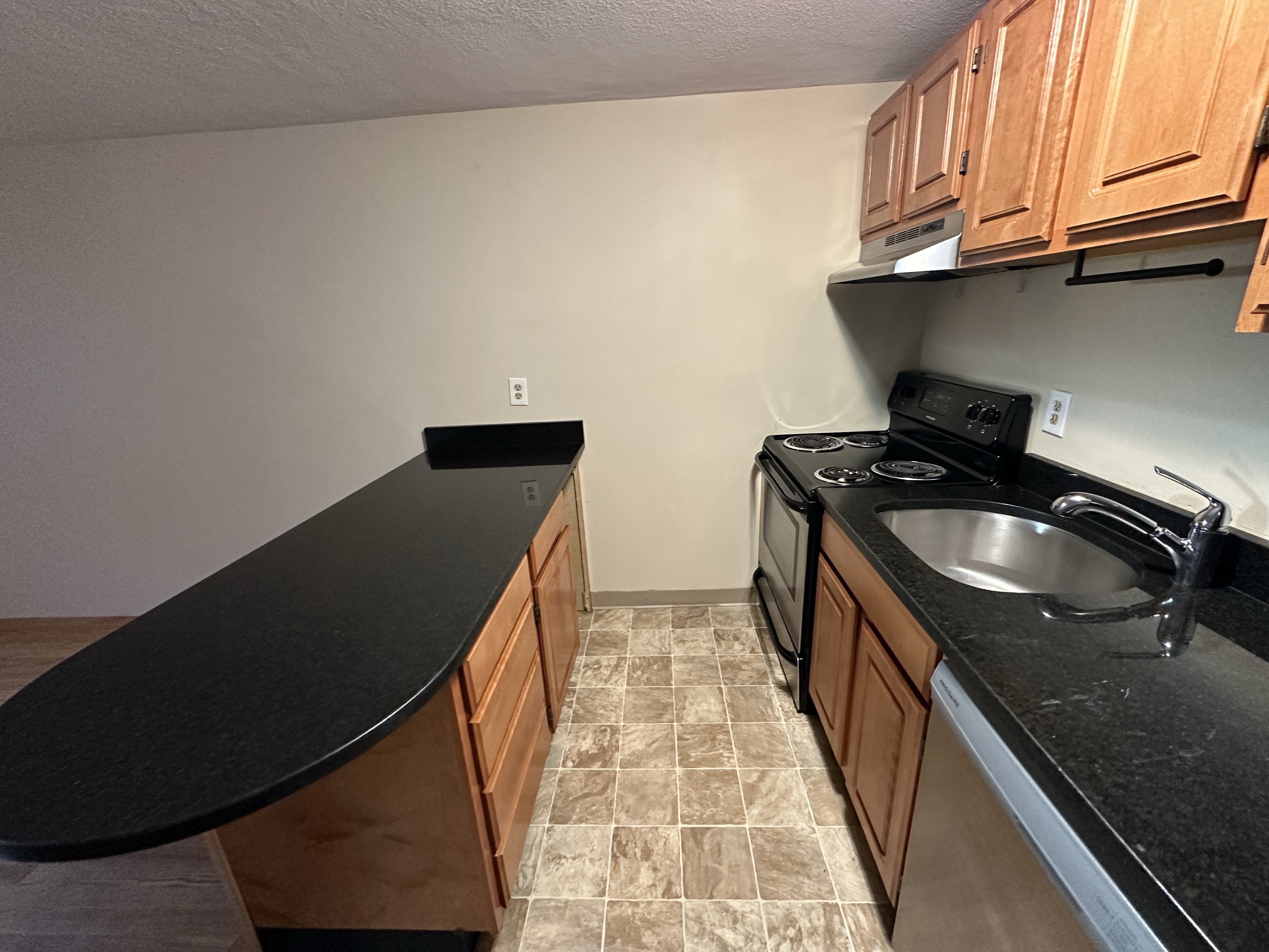 385 Dorchester St, South Boston