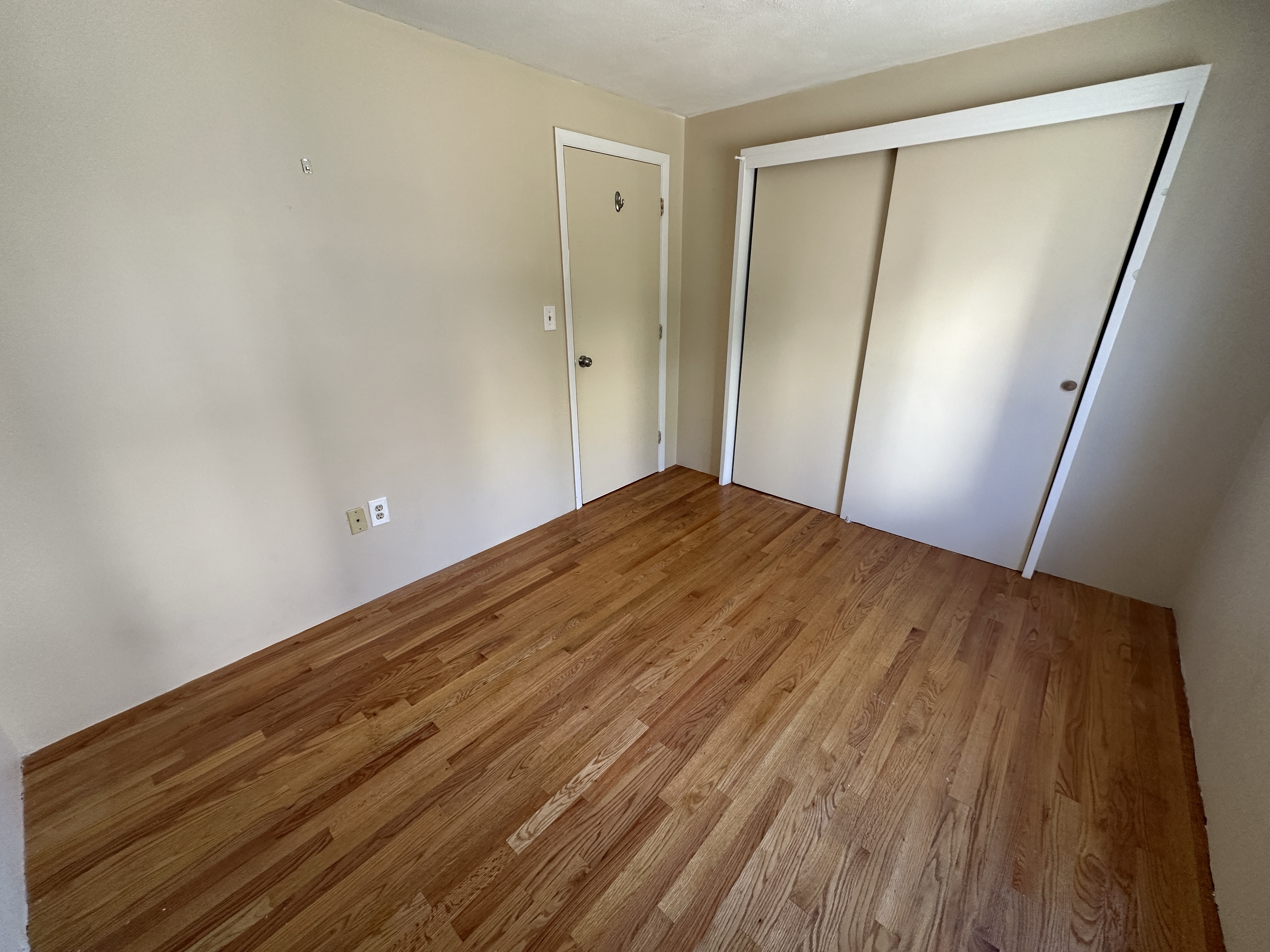 385 Dorchester St, South Boston