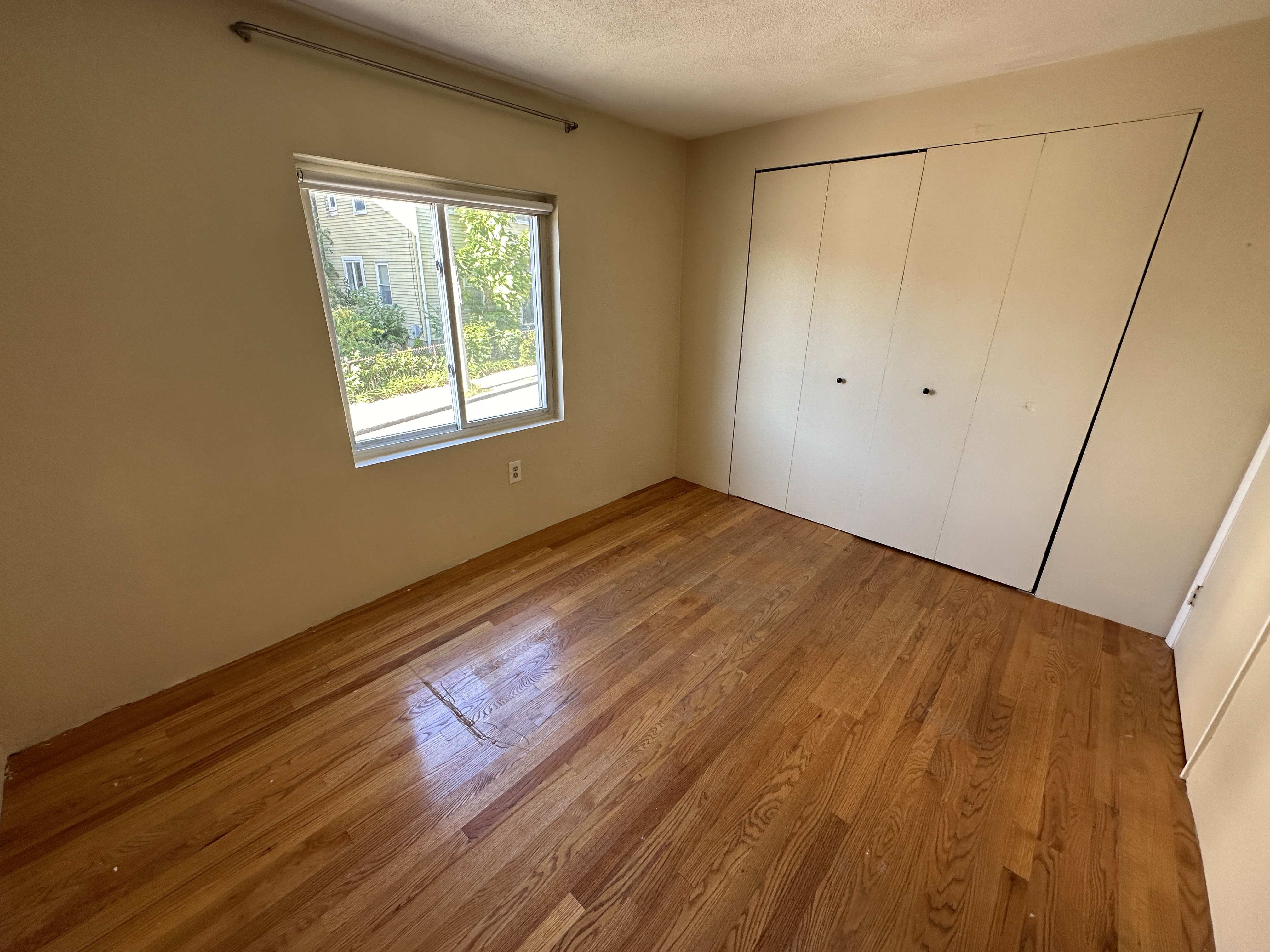 385 Dorchester St, South Boston