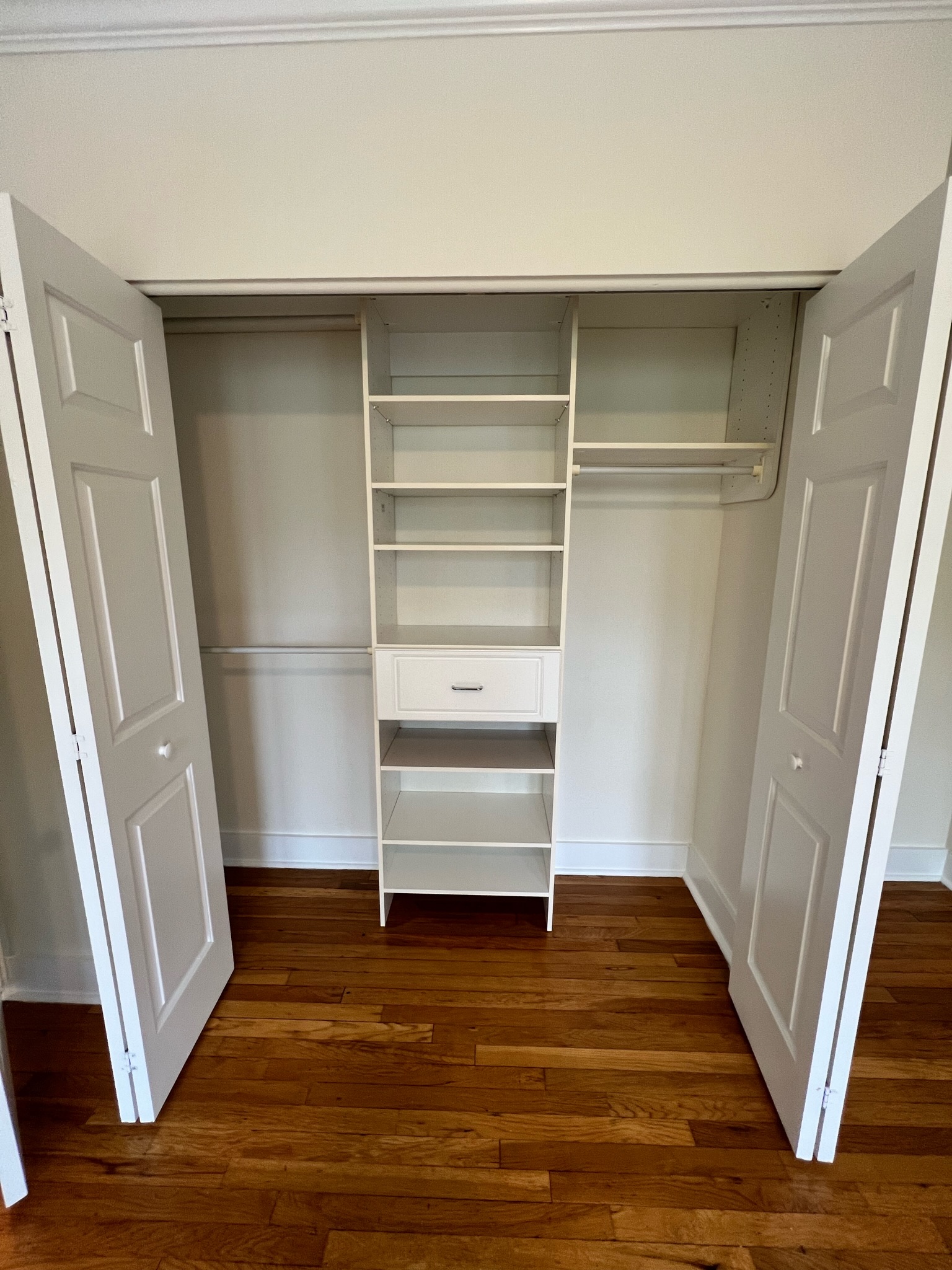 1 bed, 1 bath apartment for rent at 5 Rutland St Unit 1-23, Harvard Square — photo 3 of 11