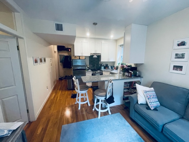 2 bed, 1 bath apartment for rent at 488 Commercial St Unit 3R, North End — photo 2 of 14