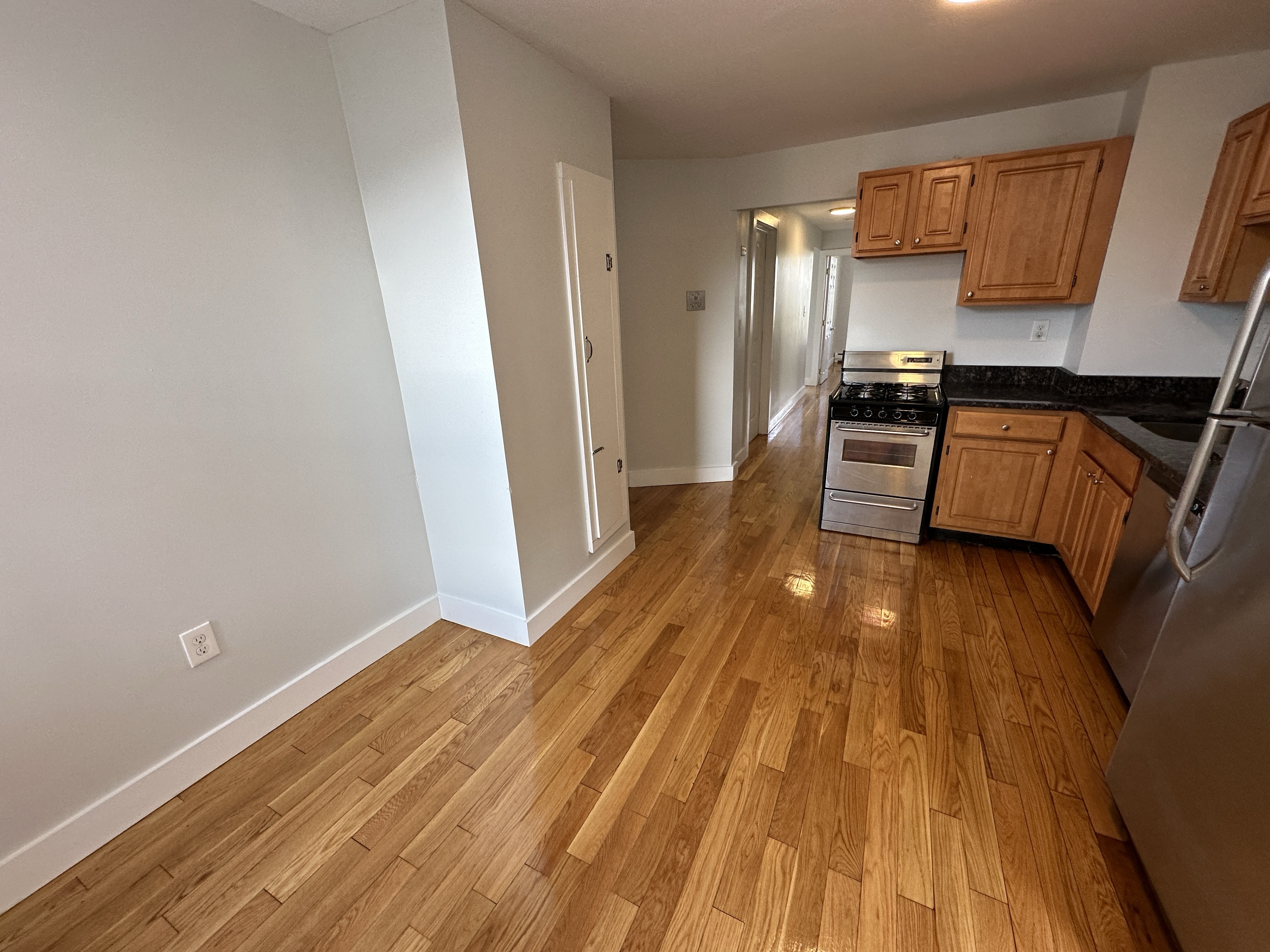 857 East 1st St, South Boston