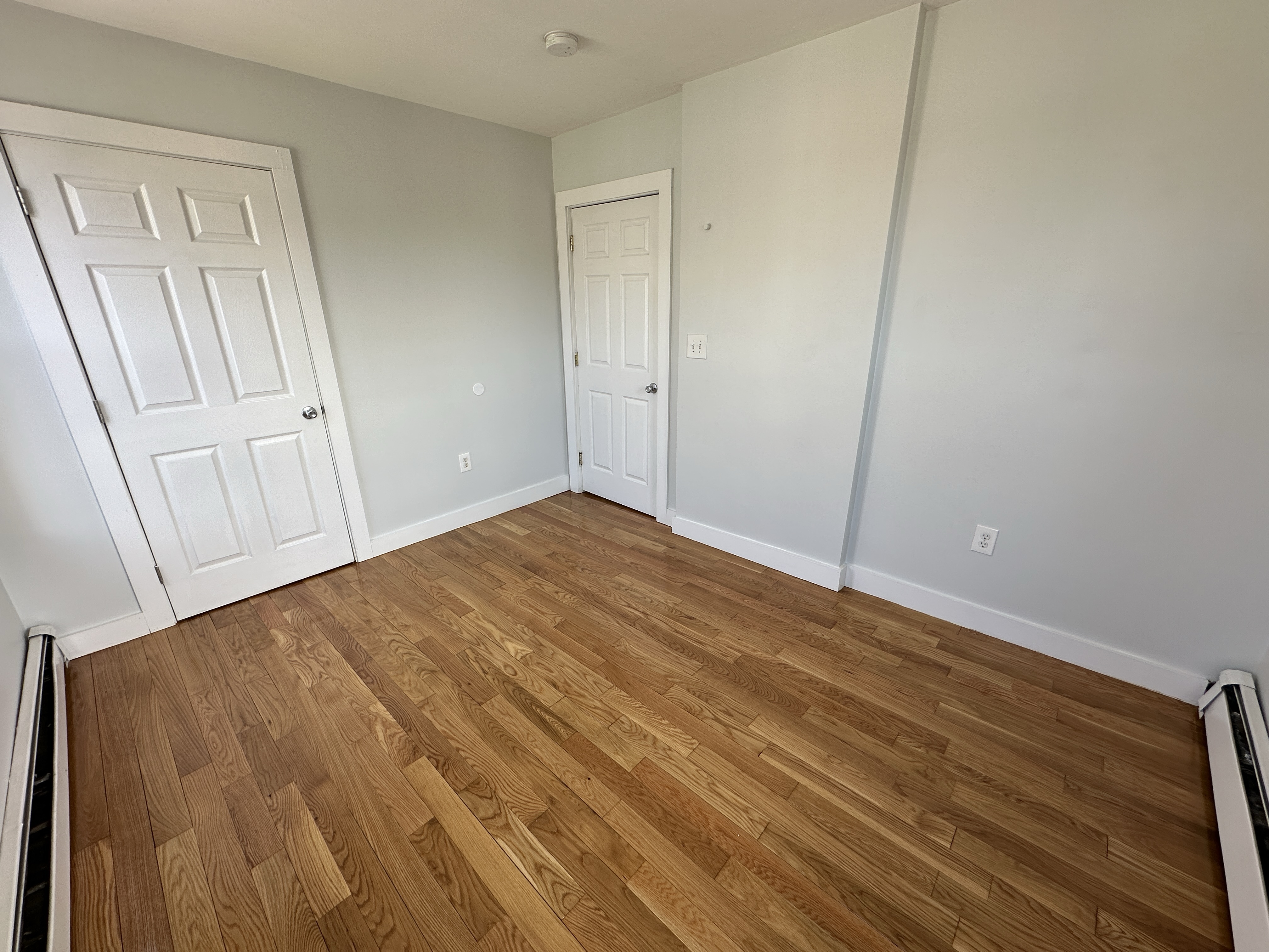 857 East 1st St, South Boston