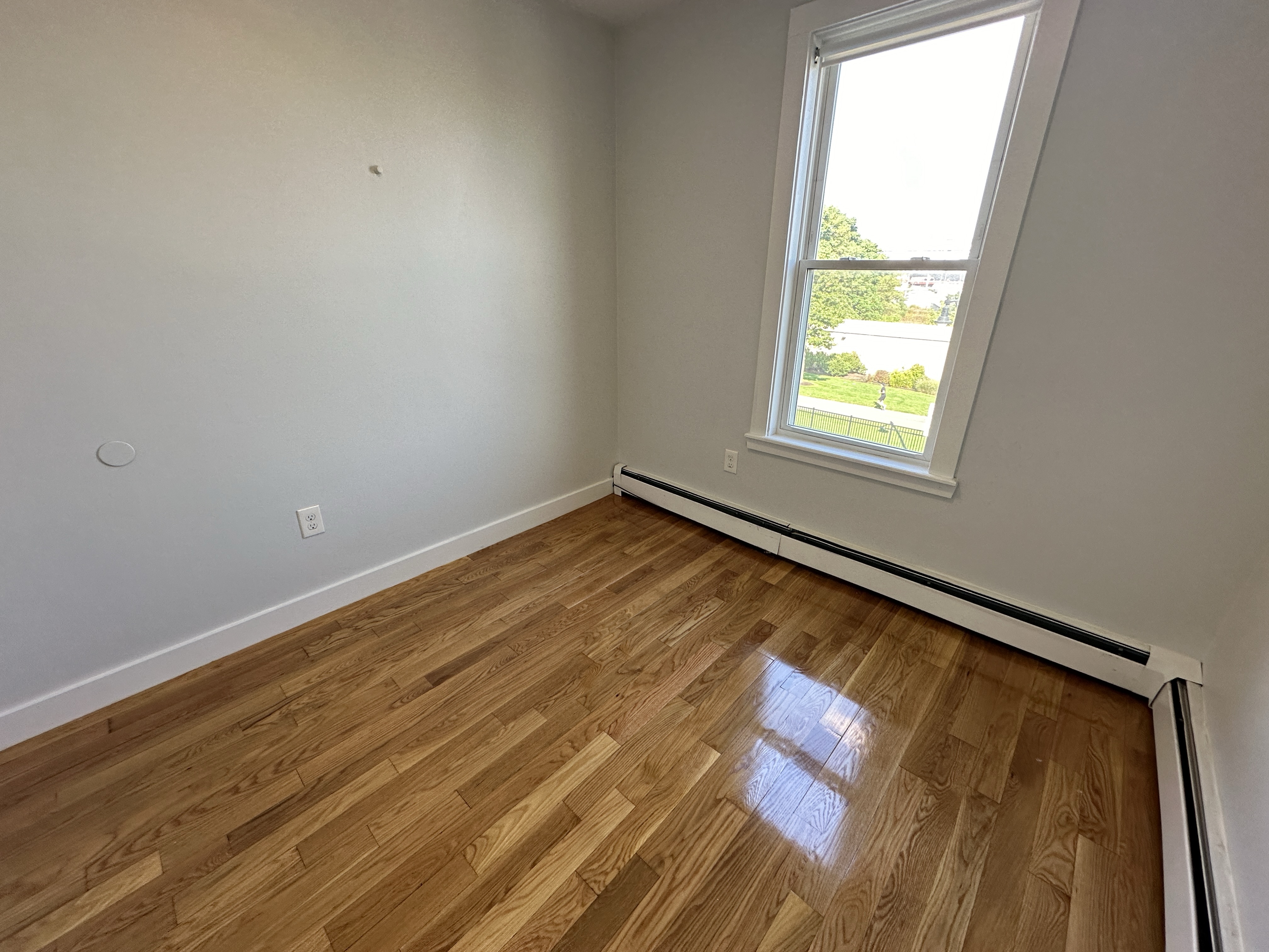 857 East 1st St, South Boston