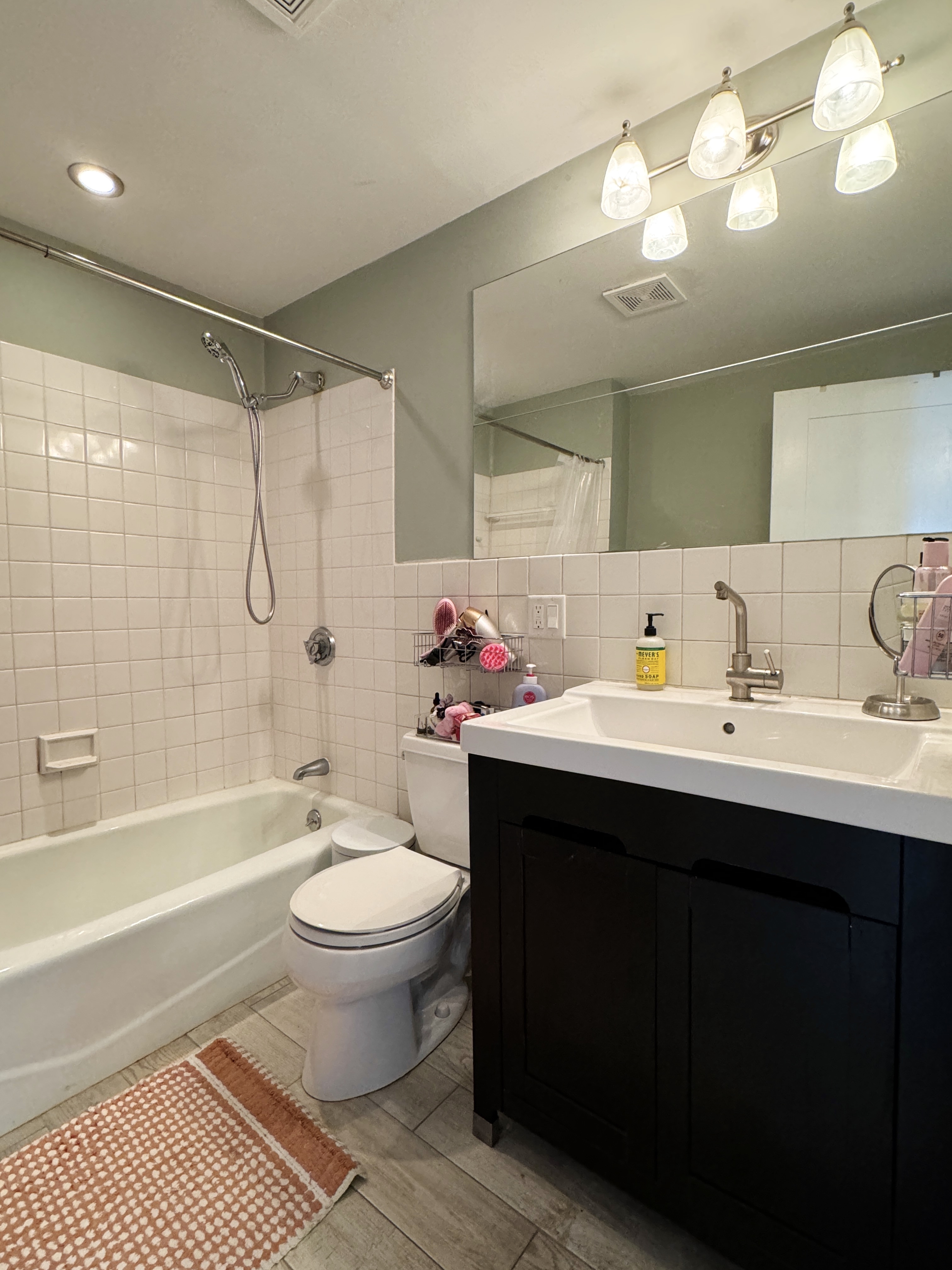 1 bed, 1 bath apartment for rent at 34 Beacon St Unit 3, Chelsea — photo 3 of 13