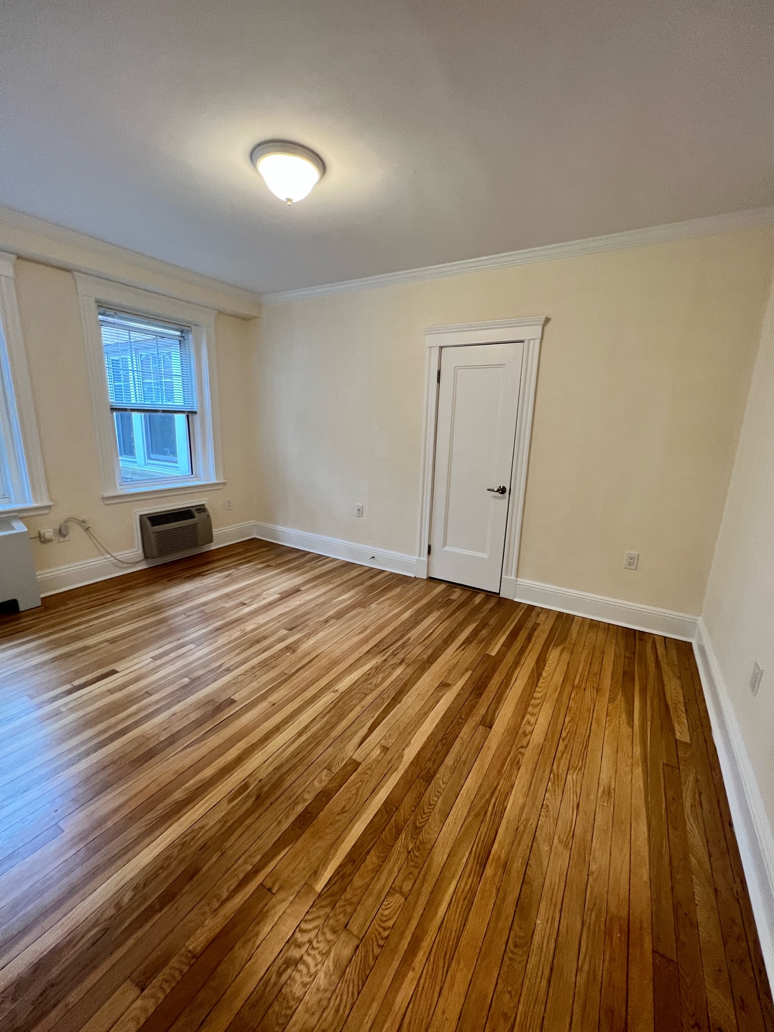 1 bed, 1 bath apartment for rent at 11 Chauncy St Unit 20-07, Harvard Square — photo 2 of 14