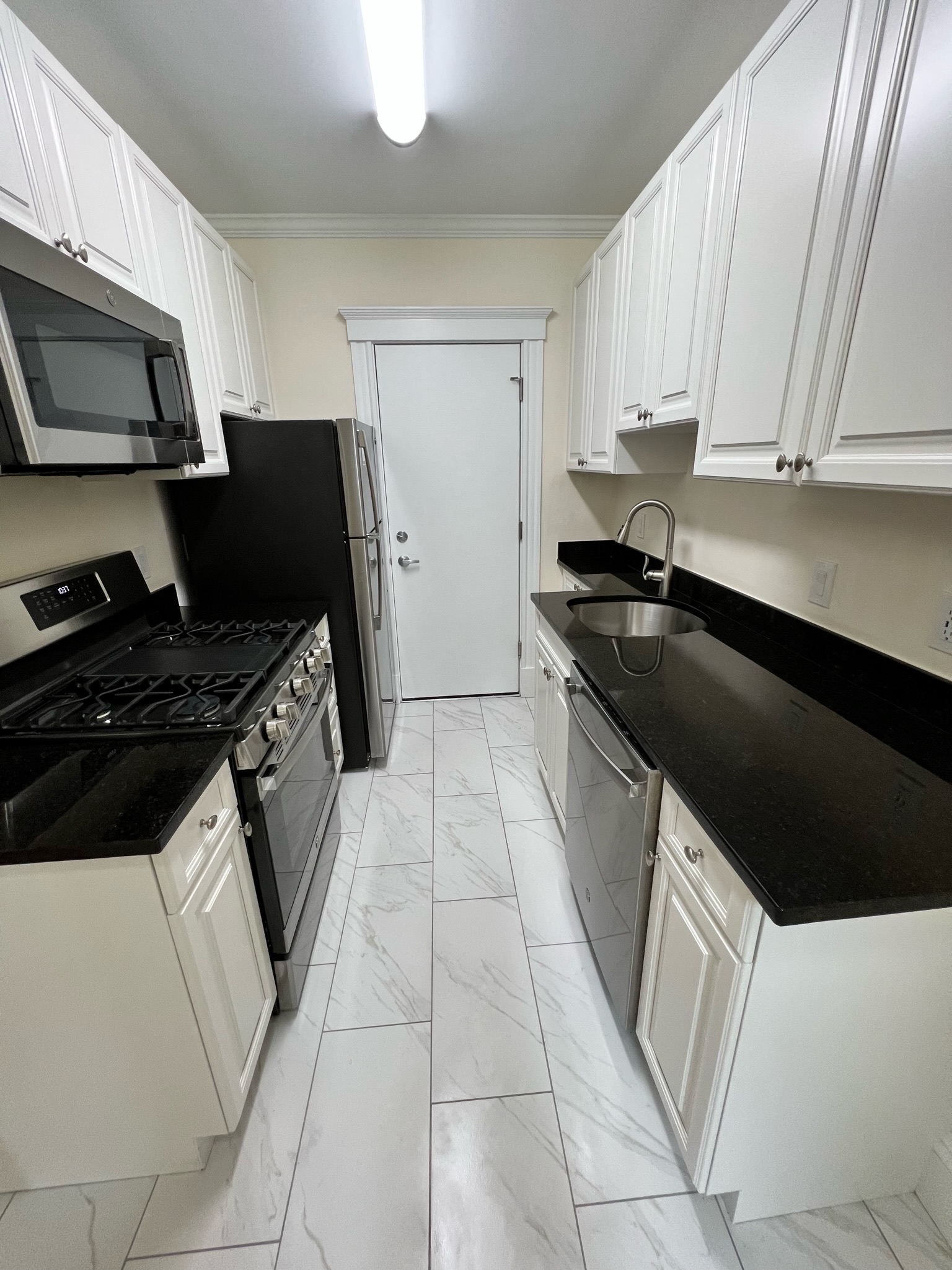 1 bed, 1 bath apartment for rent at 11 Chauncy St Unit 20-07, Harvard Square — photo 8 of 14