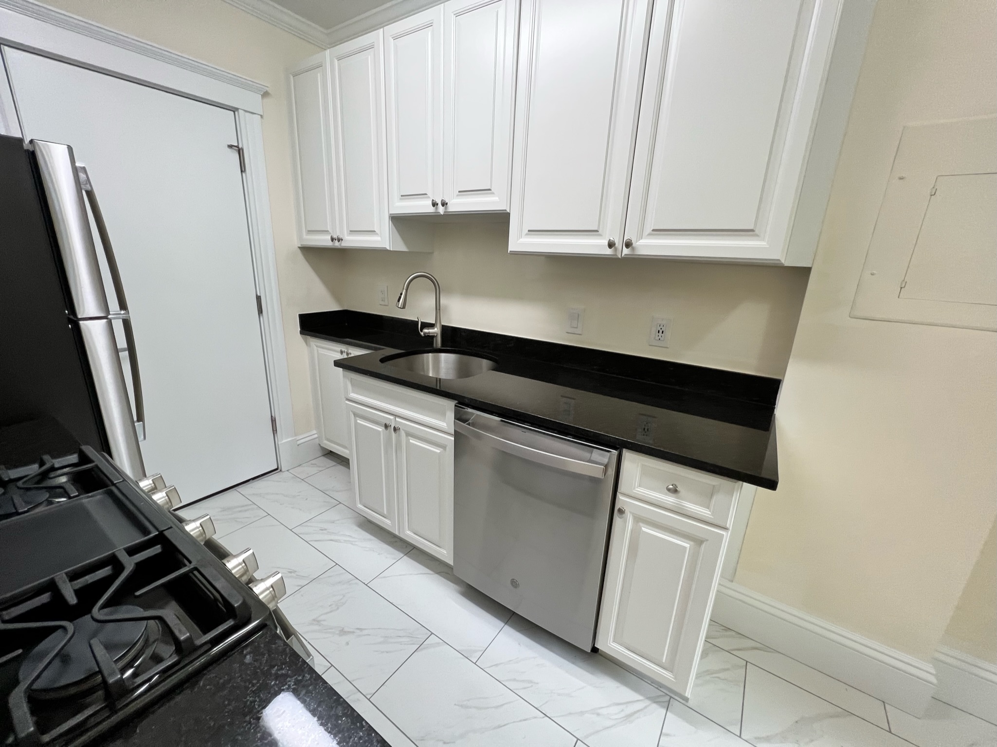 1 bed, 1 bath apartment for rent at 11 Chauncy St Unit 20-07, Harvard Square — photo 10 of 14
