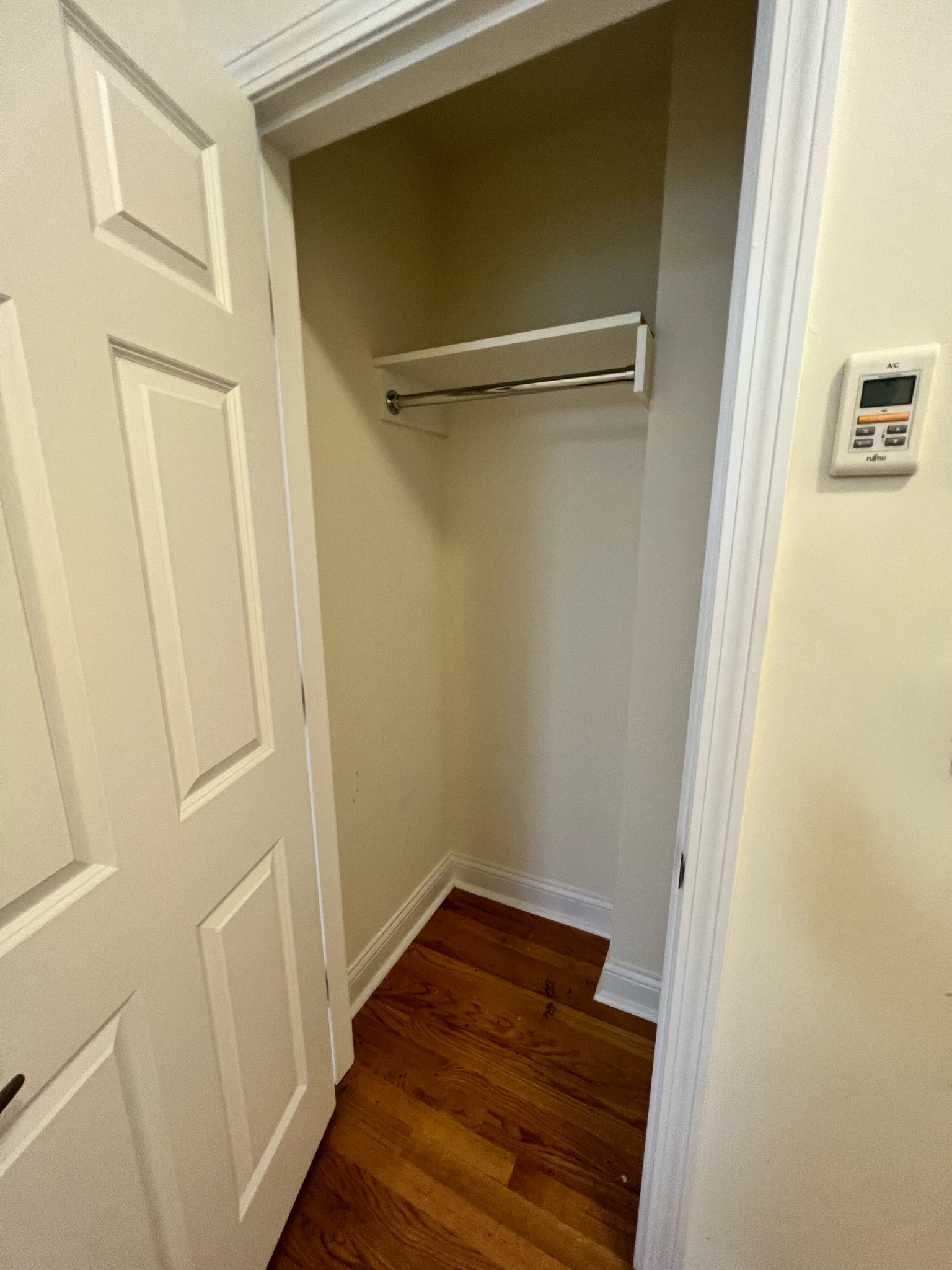3 bed, 1 bath apartment for rent at 75 Langdon St Unit 2, Harvard Square — photo 11 of 17