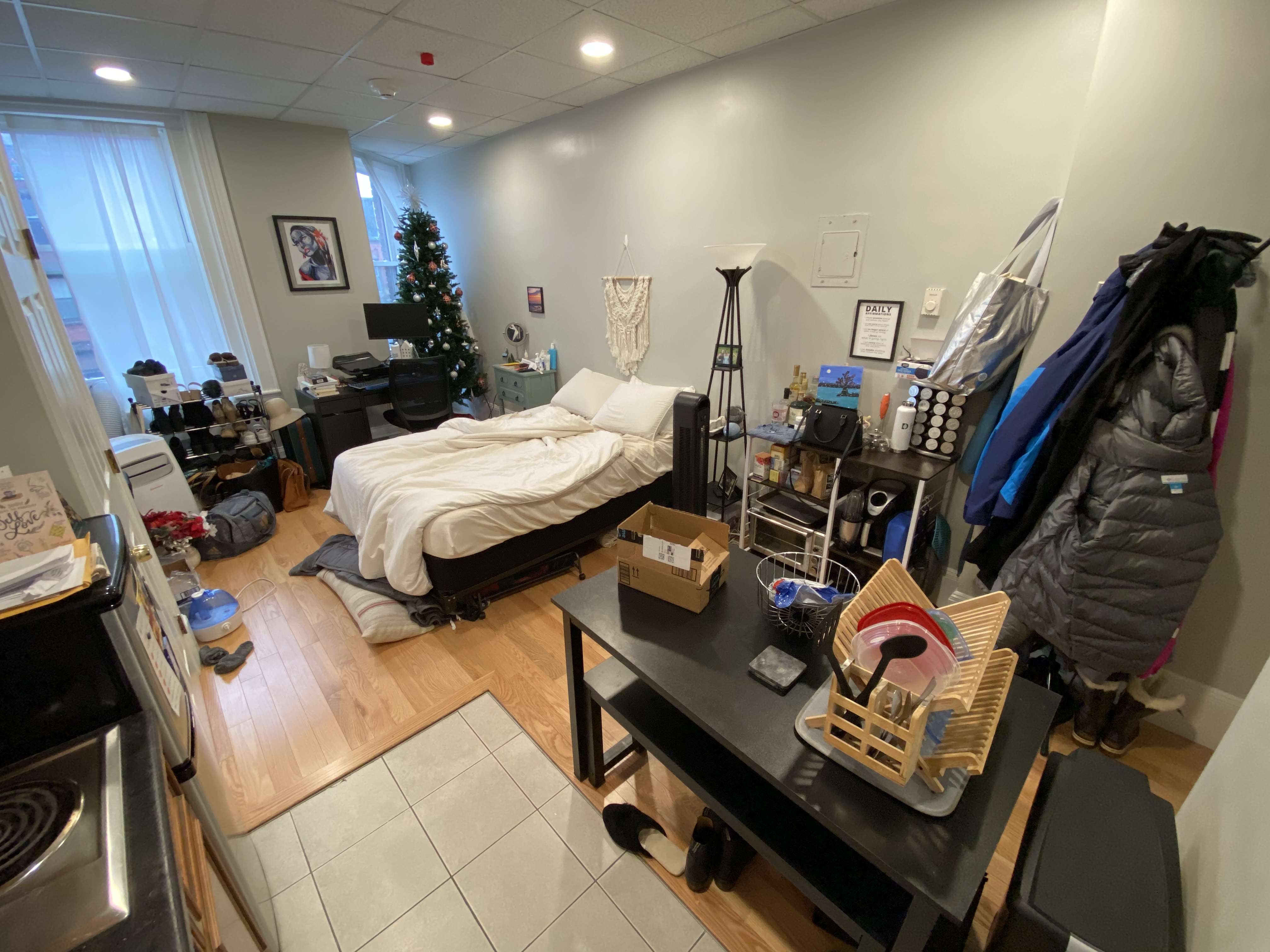 Studio bed, 1 bath apartment for rent at 506 Beacon St Unit 9, Back Bay — photo 2 of 5