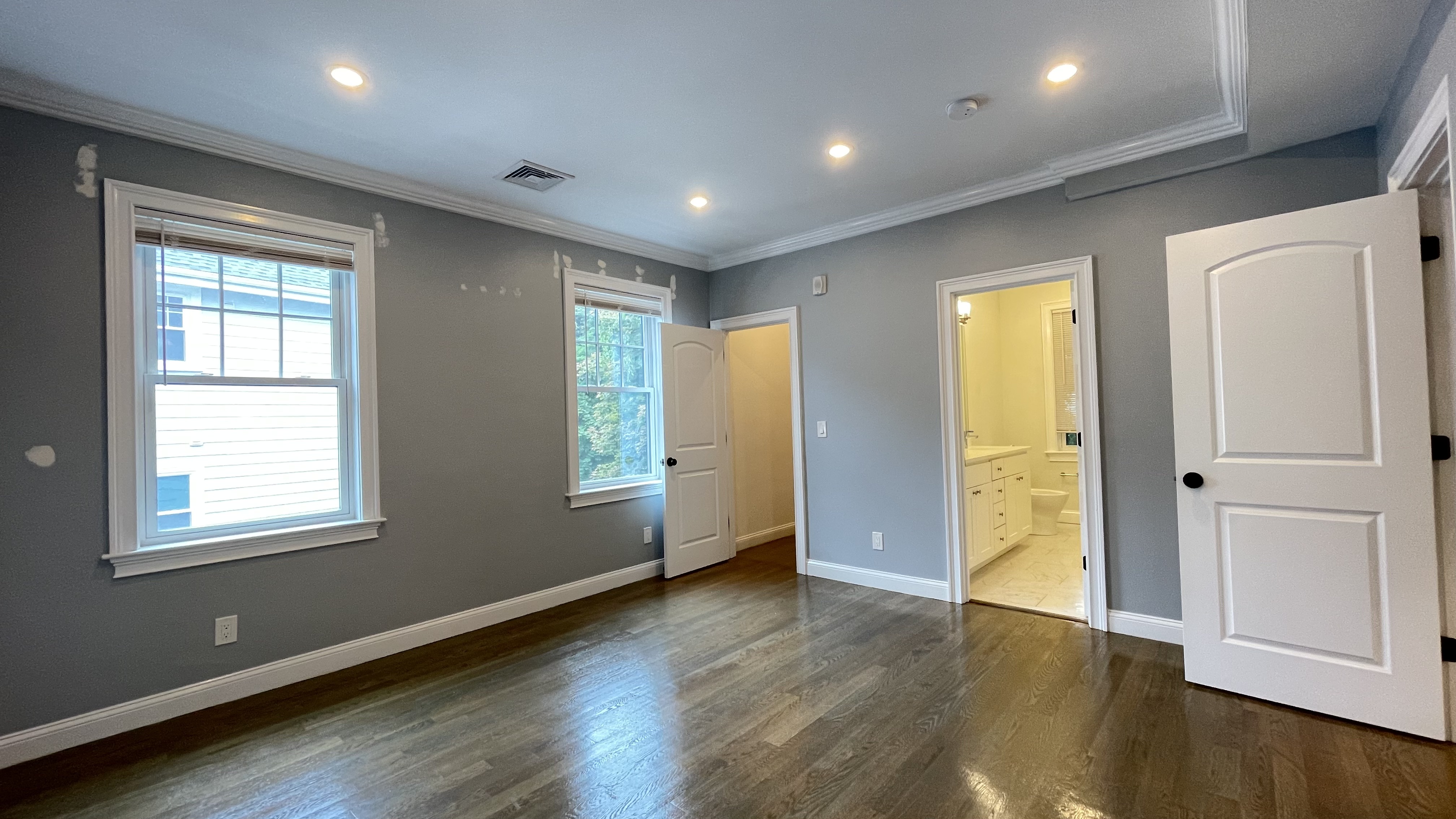 3 bed, 2 bath apartment for rent at 19 Walk Hill St Unit 2, Jamaica Plain — photo 10 of 17