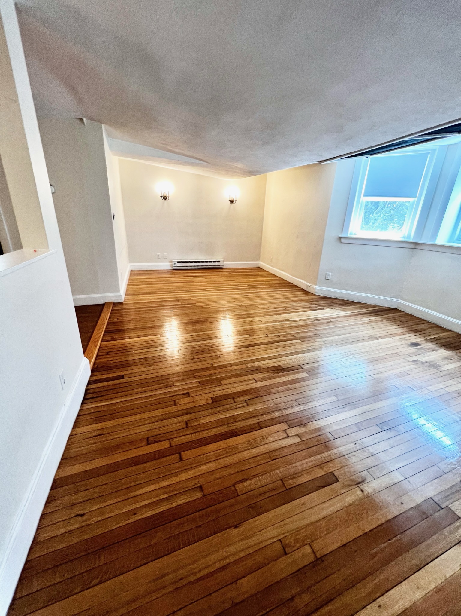 3 bed, 2 bath apartment for rent at 32 Lancaster Terr Unit A100, Coolidge Corner — photo 4 of 17