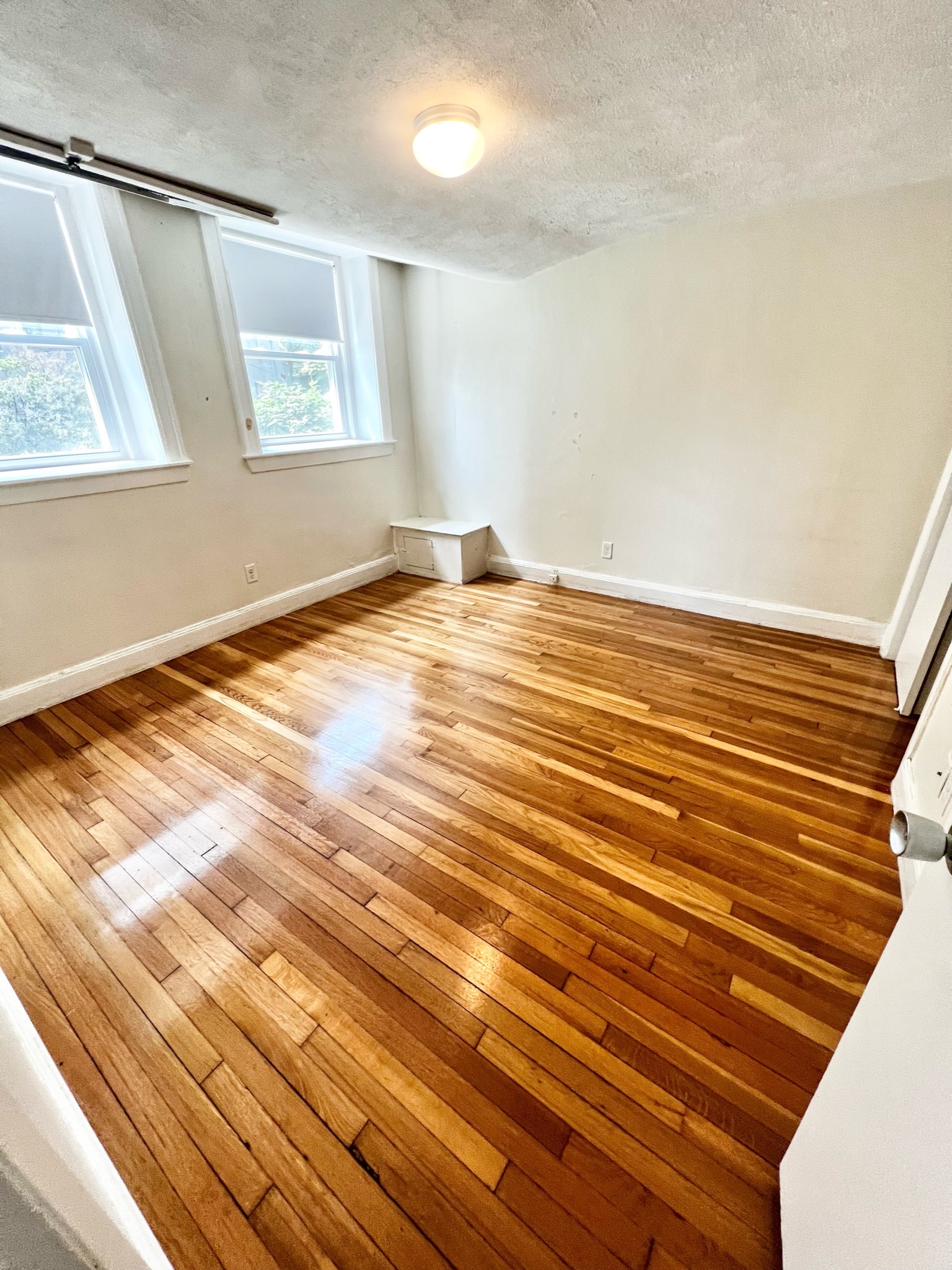 3 bed, 2 bath apartment for rent at 32 Lancaster Terr Unit A100, Coolidge Corner — photo 7 of 17