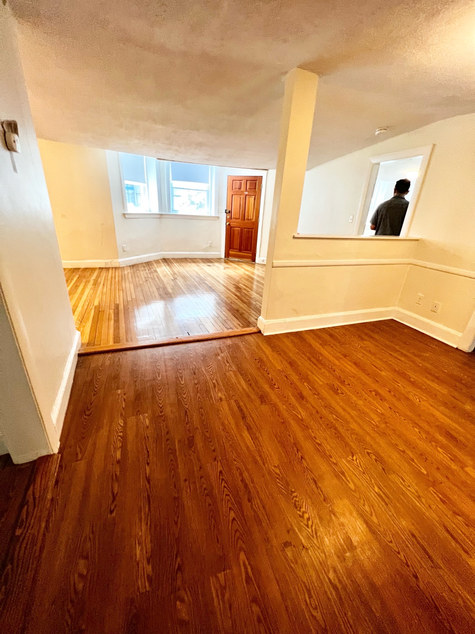 3 bed, 2 bath apartment for rent at 32 Lancaster Terr Unit A100, Coolidge Corner — photo 3 of 17