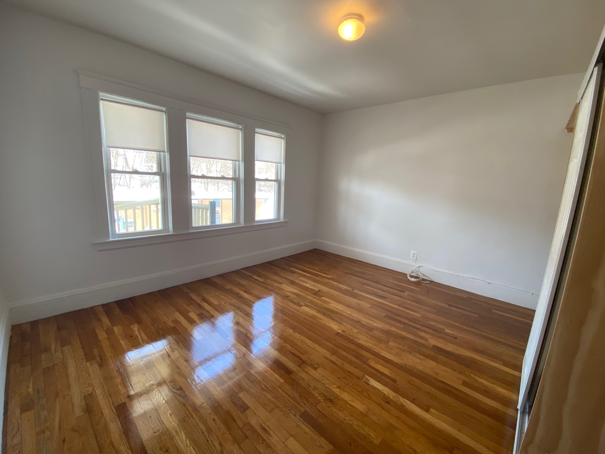 2 bed, 1 bath apartment for rent at 524 Hyde Park Ave Unit 5, Roslindale — photo 5 of 16