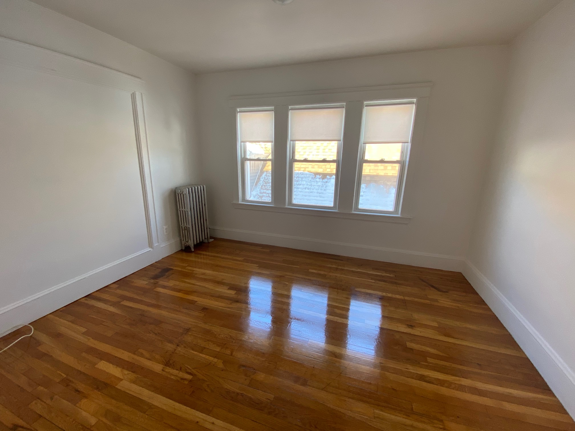 2 bed, 1 bath apartment for rent at 524 Hyde Park Ave Unit 5, Roslindale — photo 3 of 16