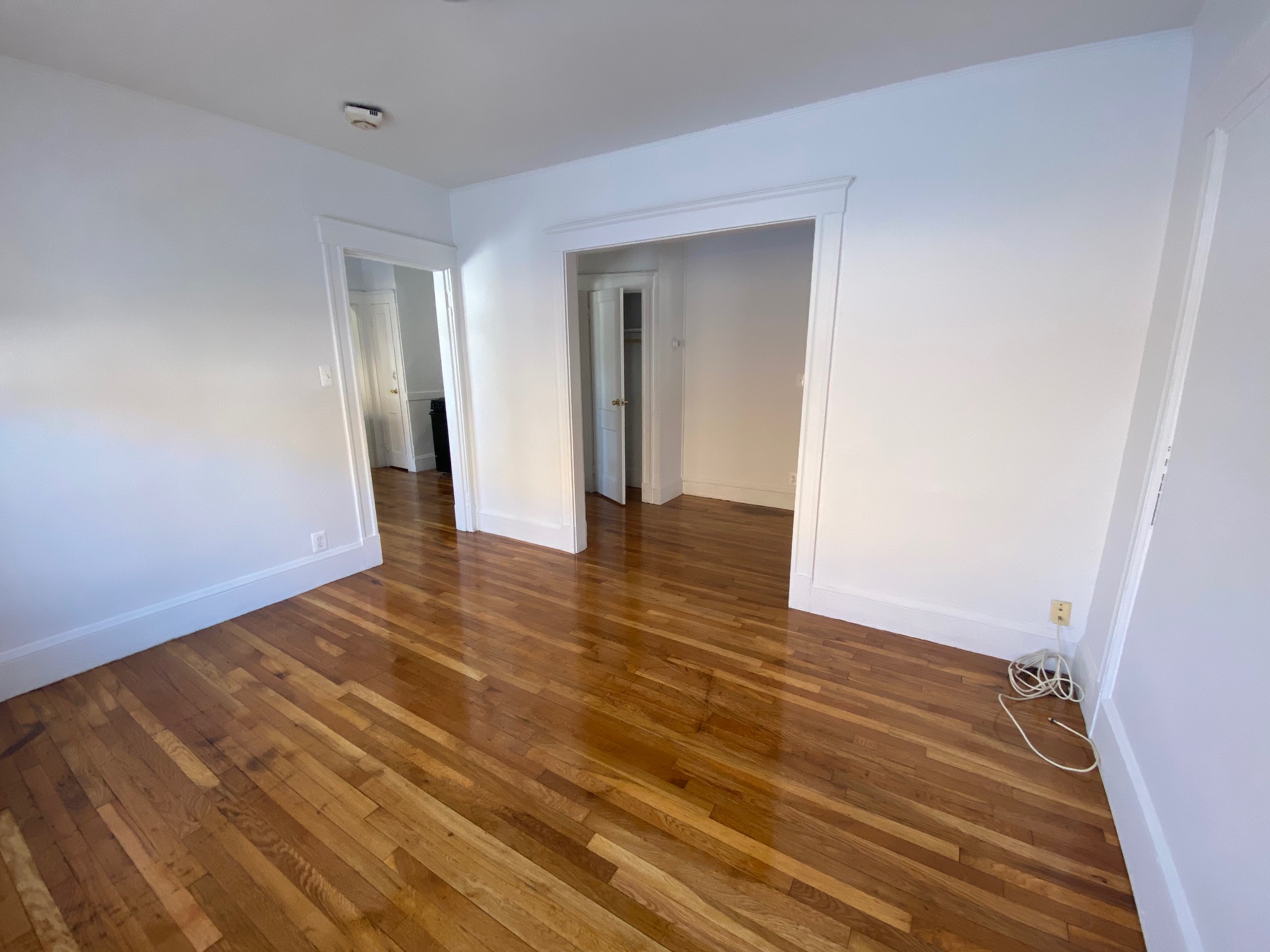 2 bed, 1 bath apartment for rent at 524 Hyde Park Ave Unit 5, Roslindale — photo 4 of 16