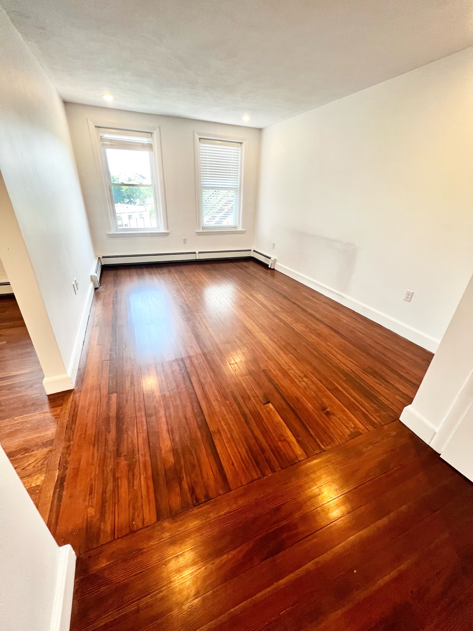 2 bed, 1 bath apartment for rent at 308 Tappan St Unit 4, Coolidge Corner — photo 4 of 13