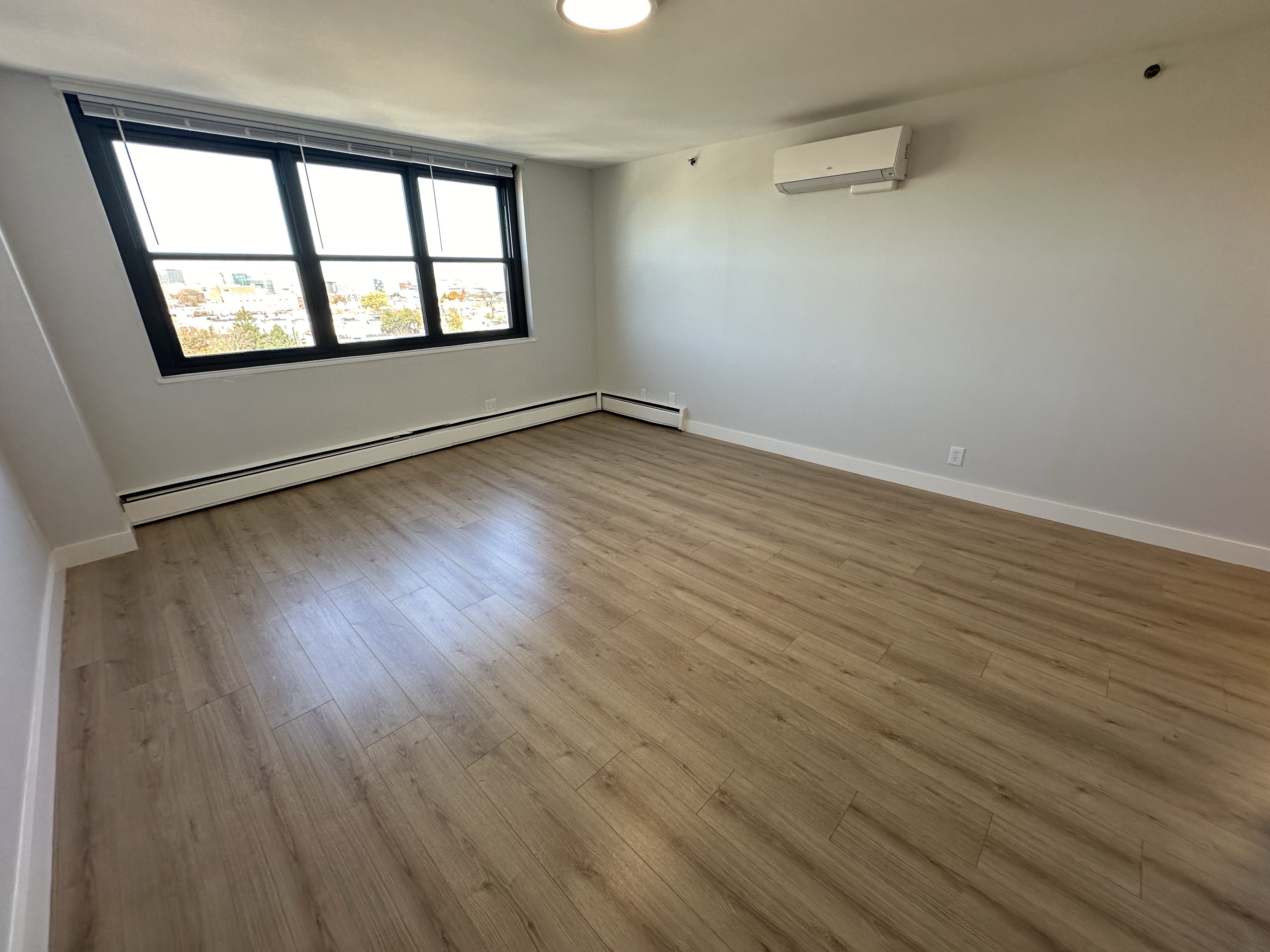 1410 Columbia Rd, South Boston