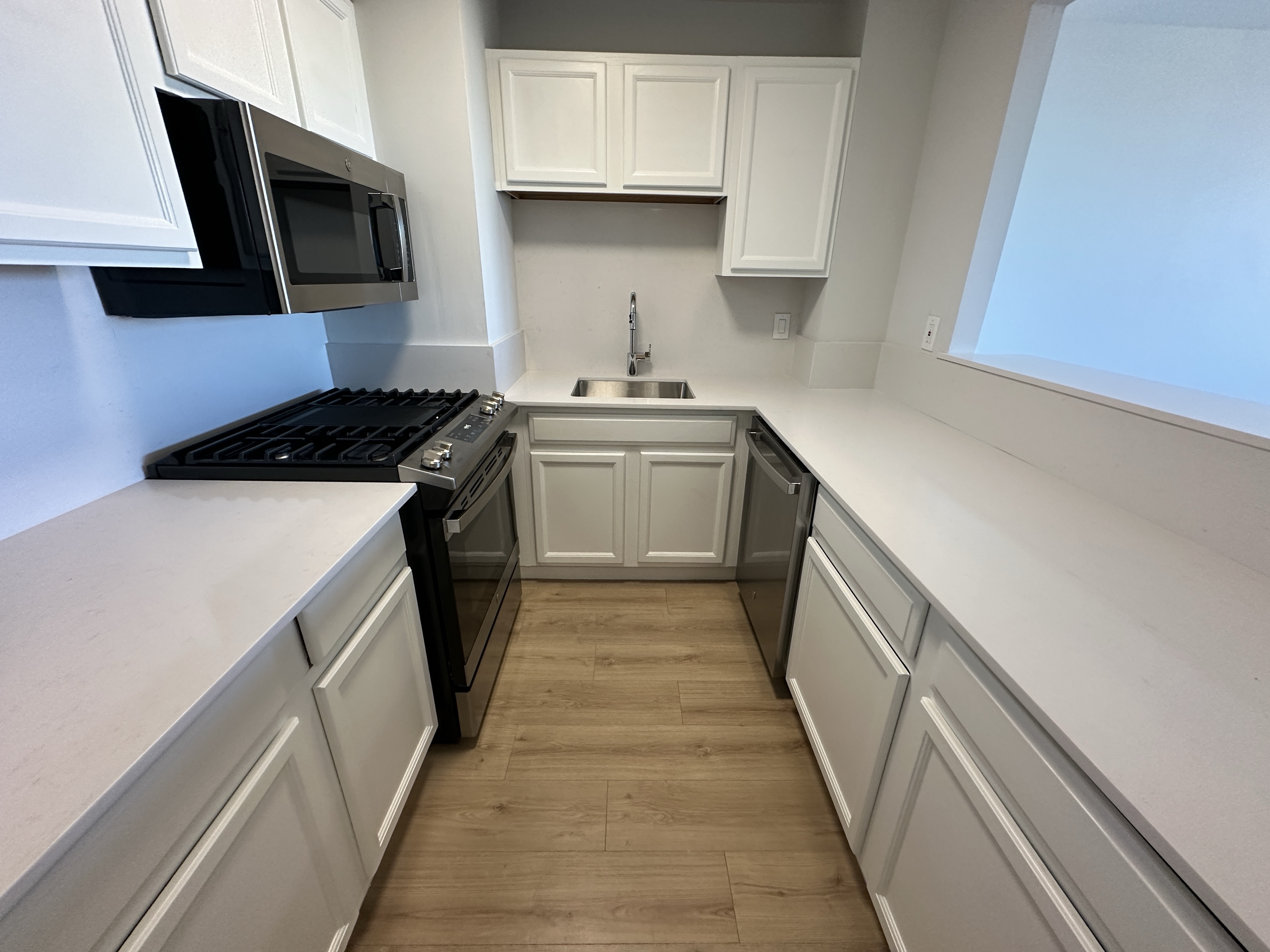 1410 Columbia Rd, South Boston