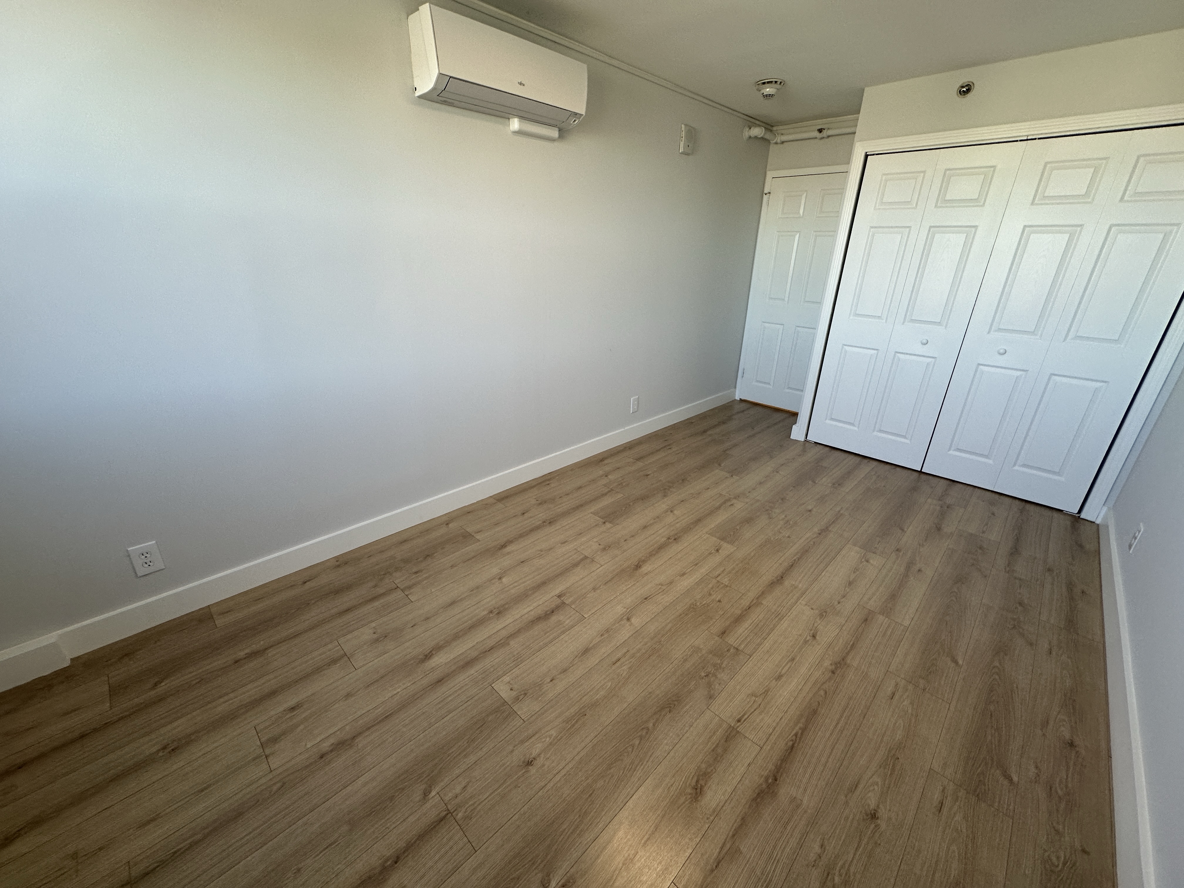 1410 Columbia Rd, South Boston