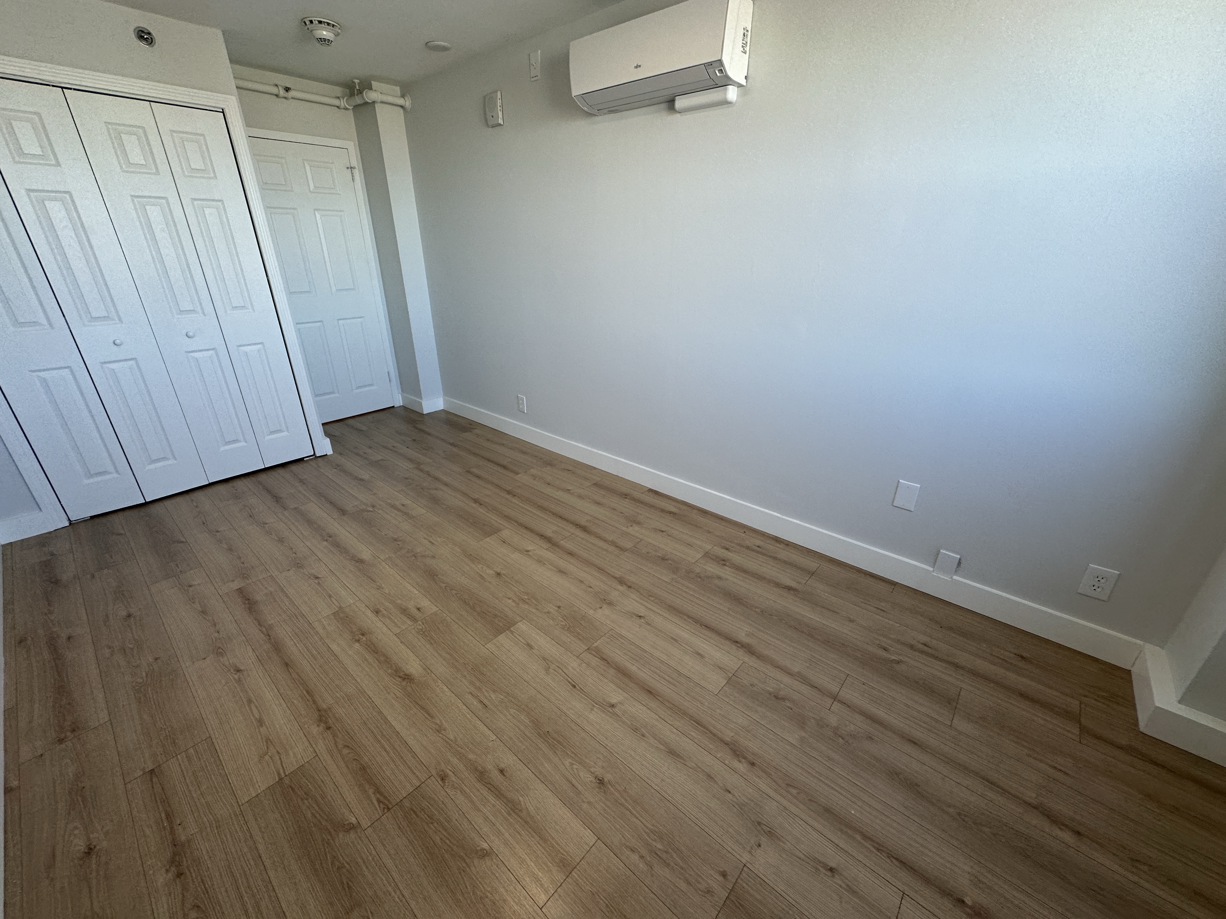 1410 Columbia Rd, South Boston