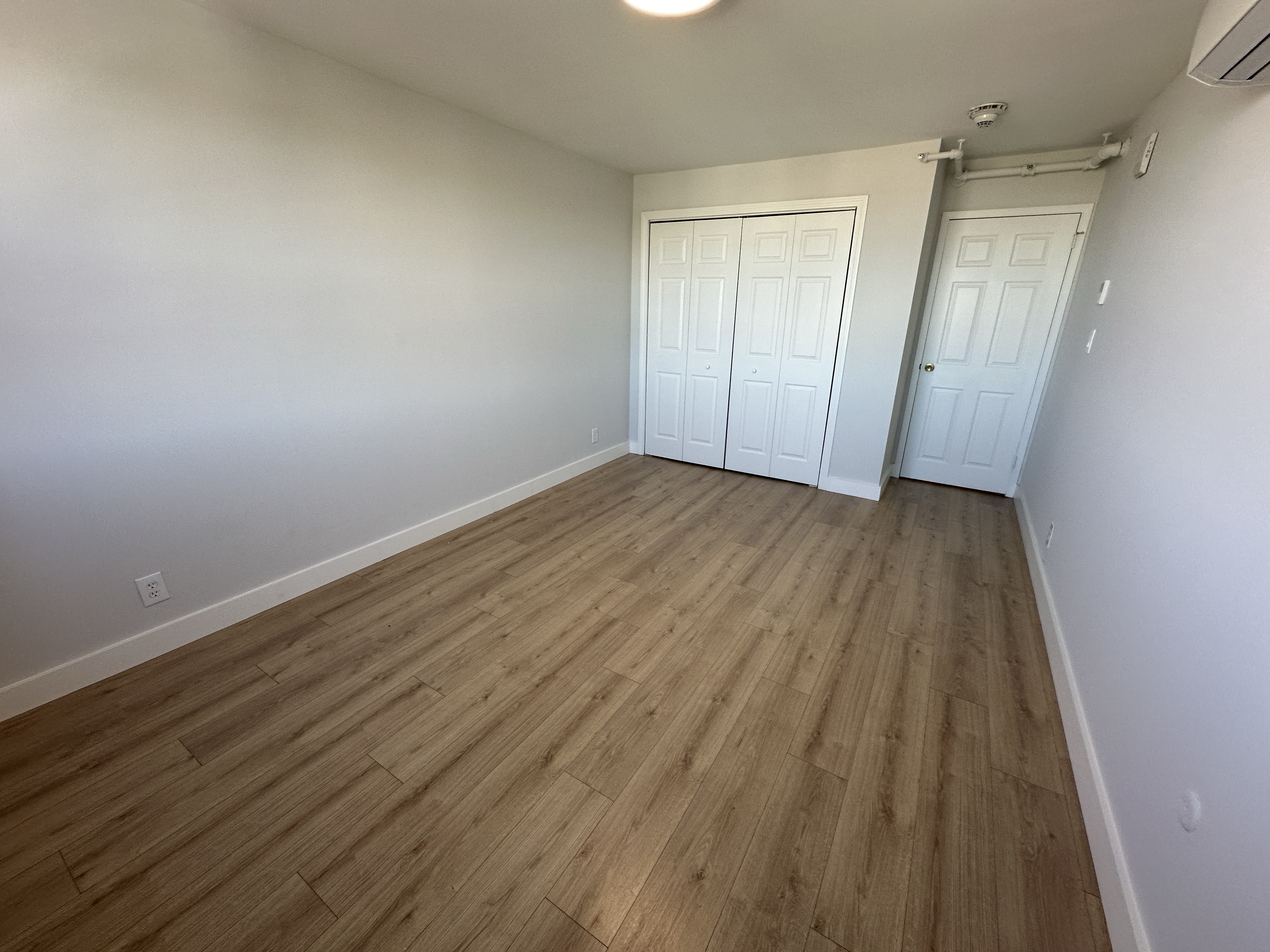 1410 Columbia Rd, South Boston