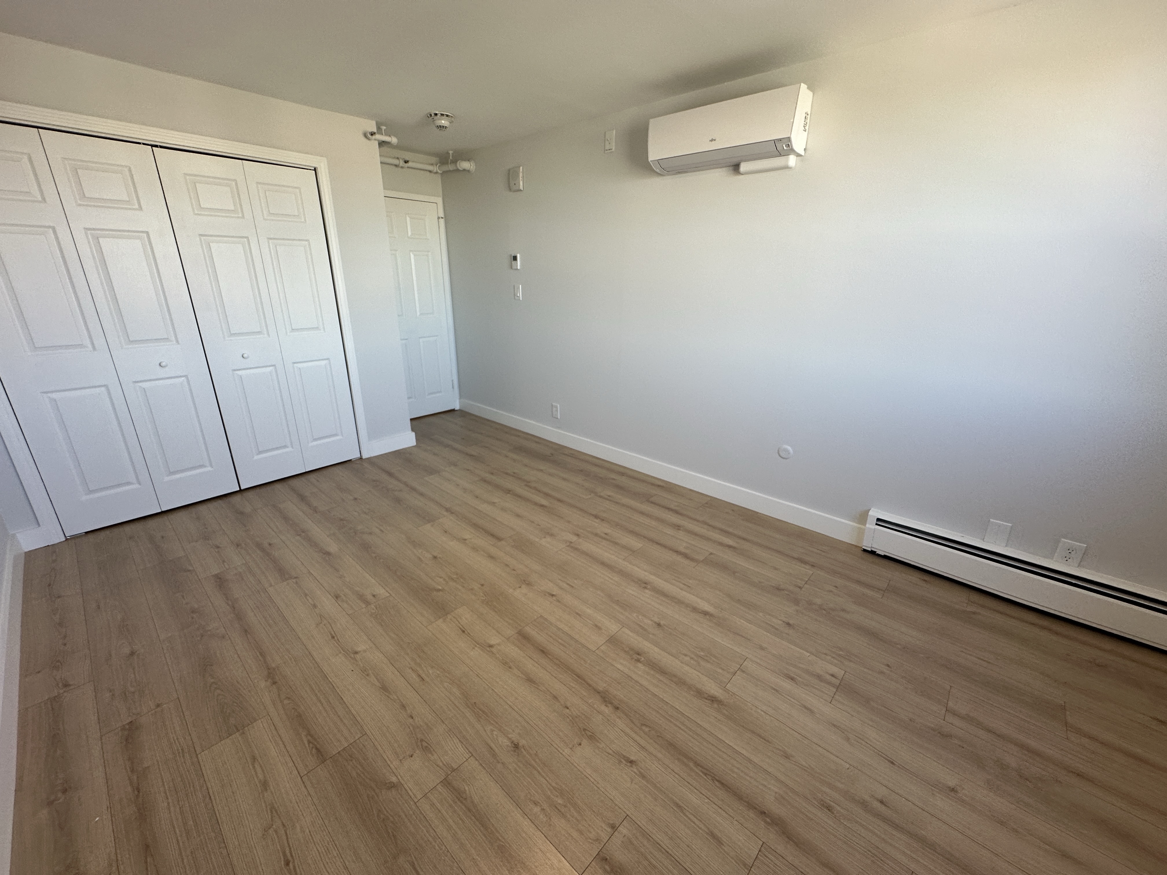 1410 Columbia Rd, South Boston