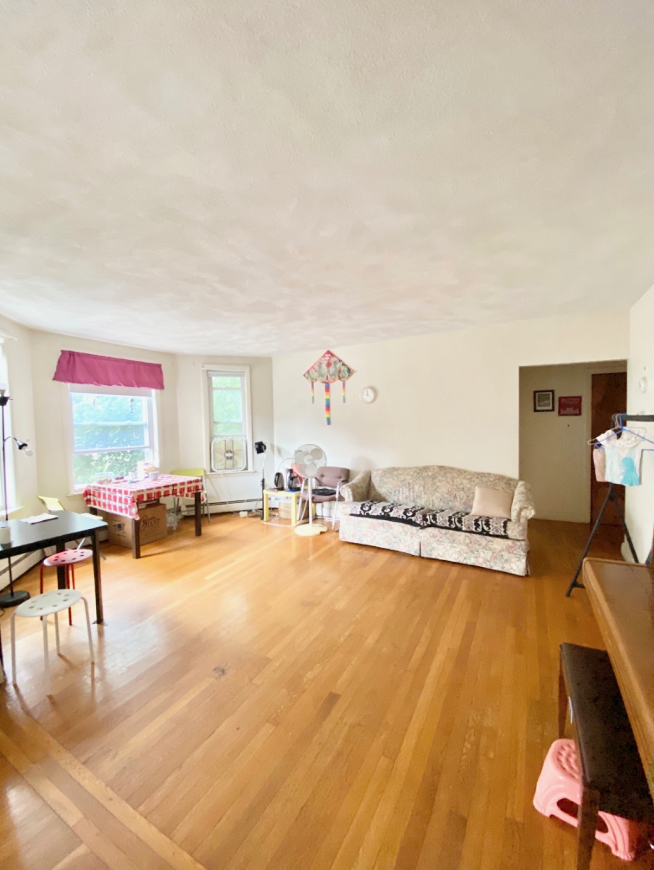 2 bed, 1 bath apartment for rent at 308 Tappan St Unit 3, Coolidge Corner — photo 3 of 9