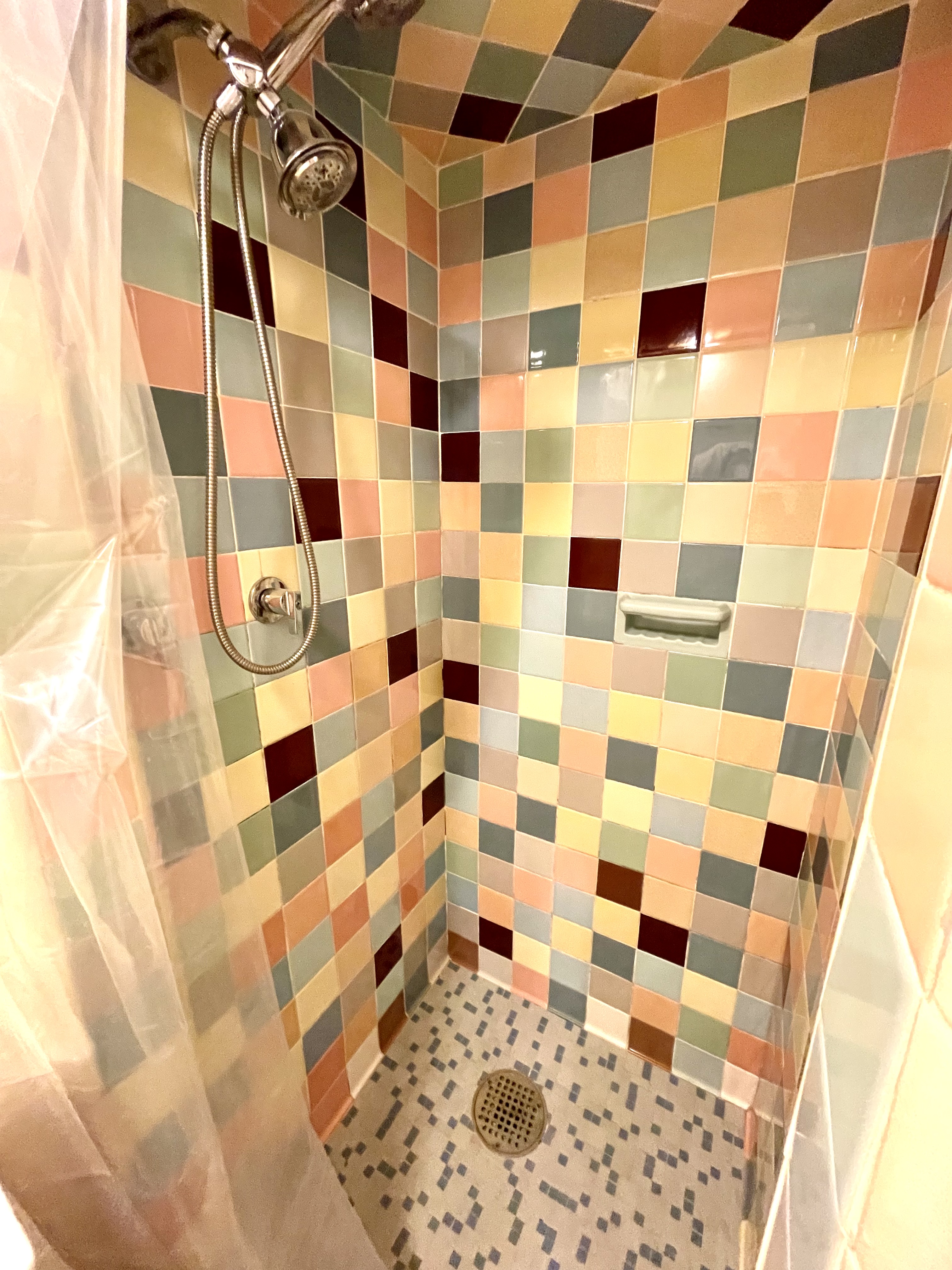 Studio bed, 1 bath apartment for rent at 2319 Centre St Unit B, West Roxbury — photo 9 of 13