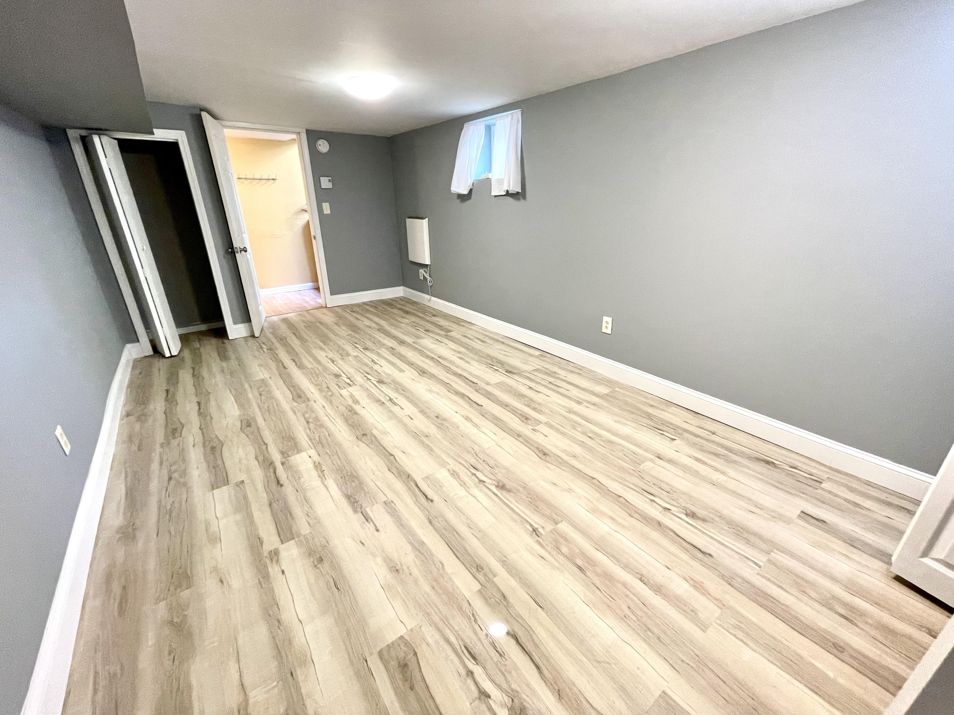 Studio bed, 1 bath apartment for rent at 2319 Centre St Unit B, West Roxbury — photo 3 of 13