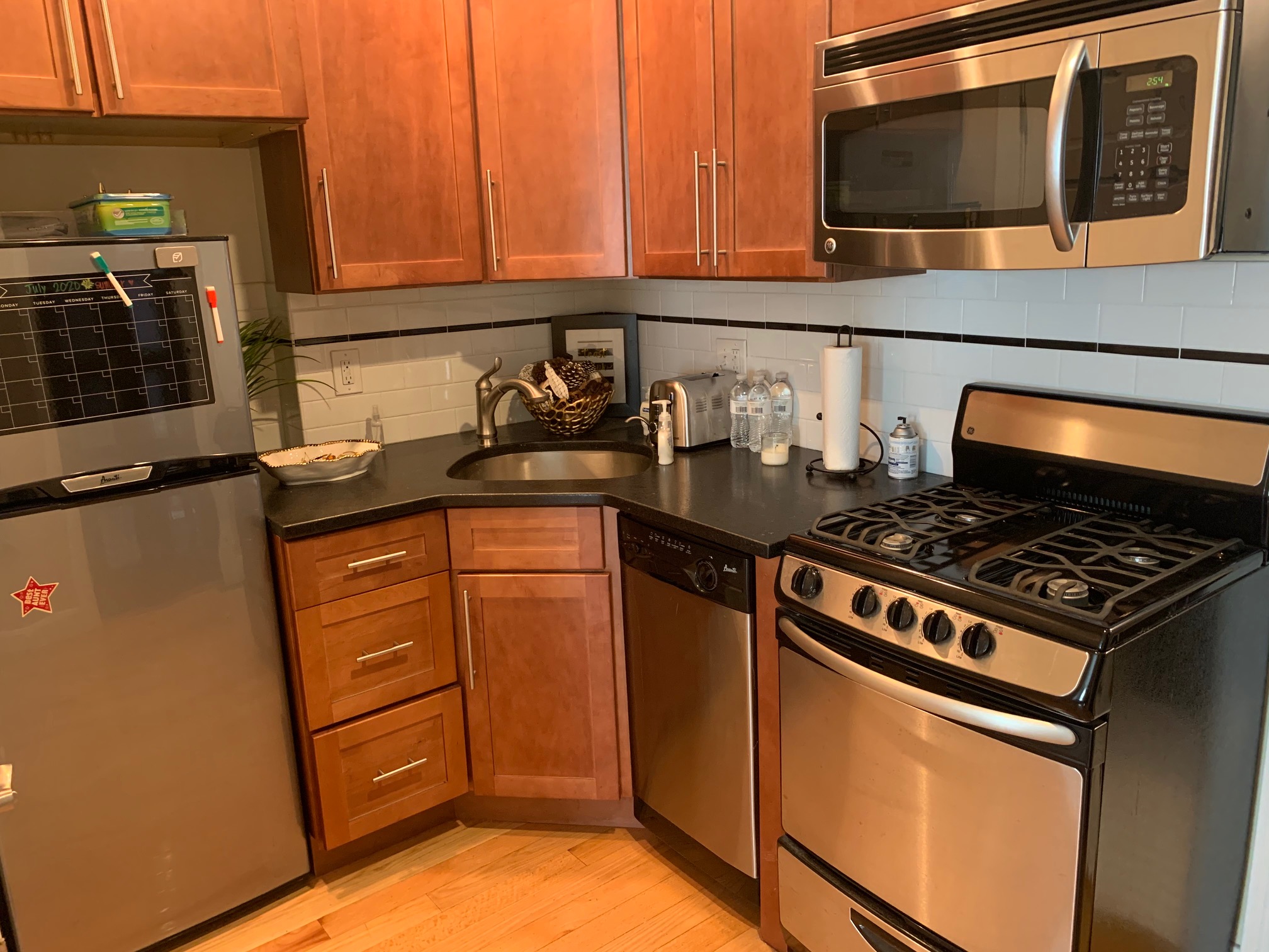 Studio bed, 1 bath apartment for rent at 5 Tileston St Unit 1, North End — photo 4 of 9
