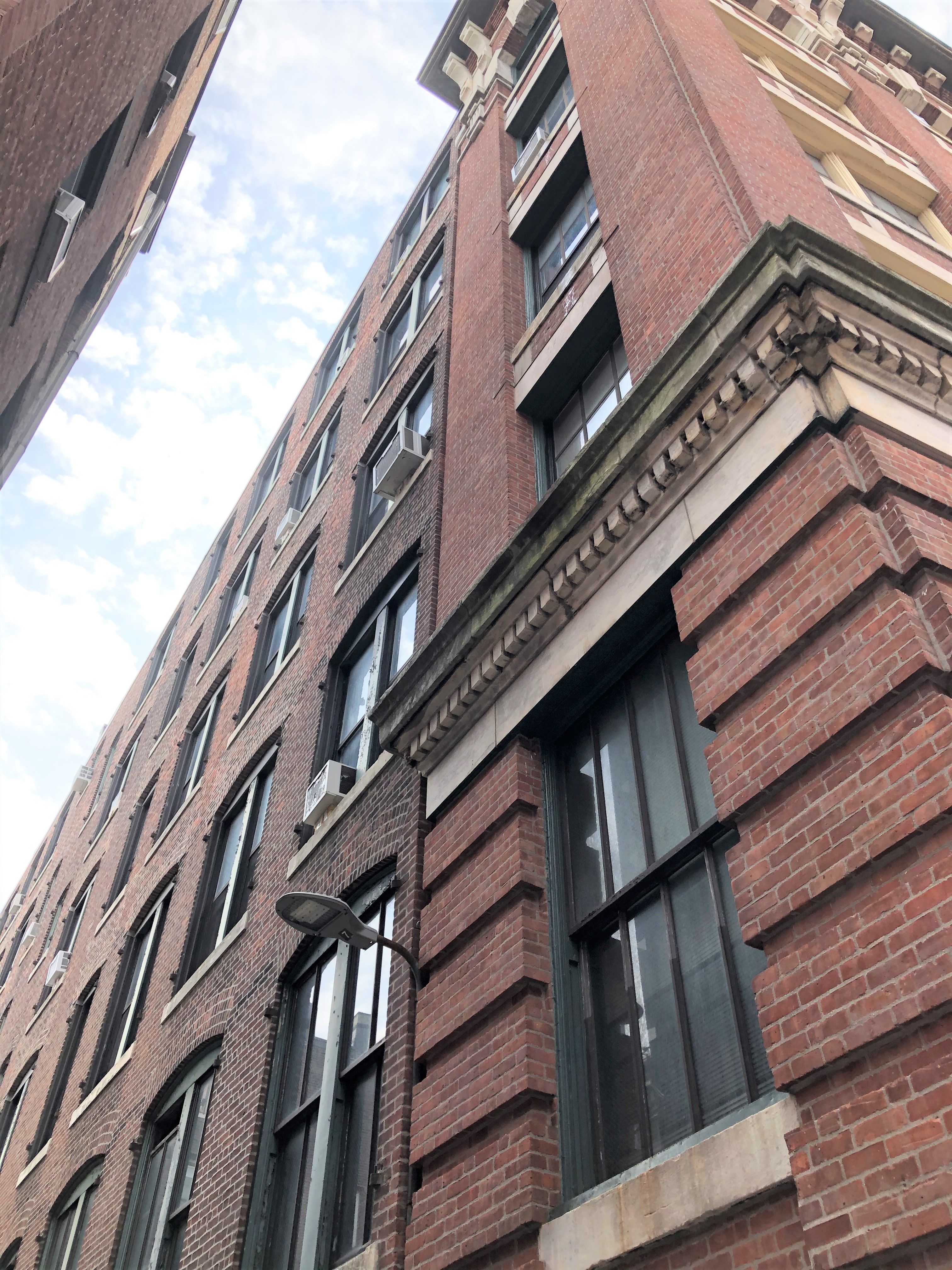 1 bed, 1 bath apartment for rent at 10 Thacher Unit 104, North End — photo 16 of 16