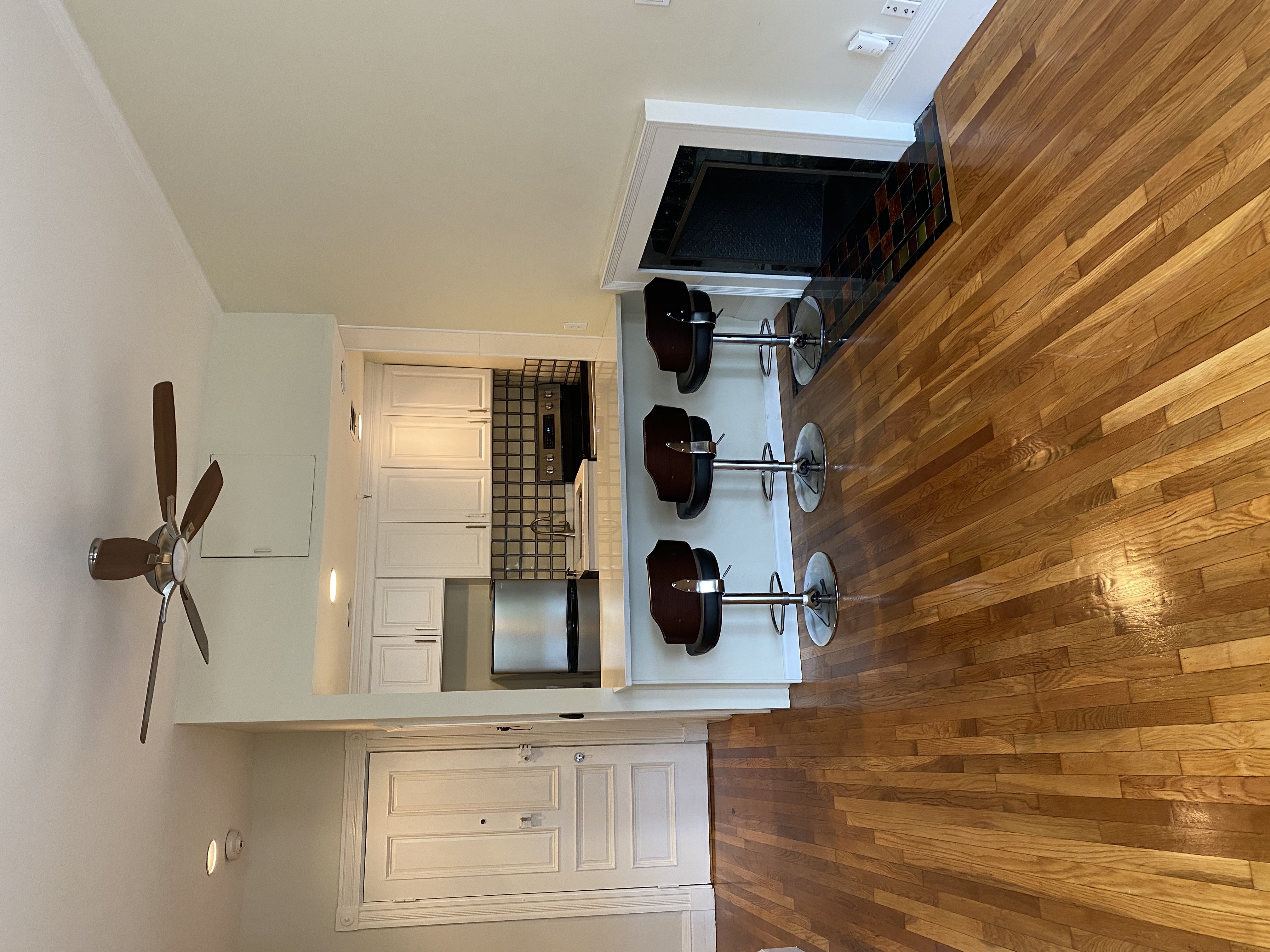 1 bed, 1 bath apartment for rent at 342 Commonwealth Ave Unit 5, Back Bay — photo 3 of 6