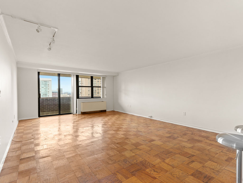 1 bed, 1 bath apartment for rent at 9 Hawthorne Pl Unit 15A, West End — photo 5 of 20