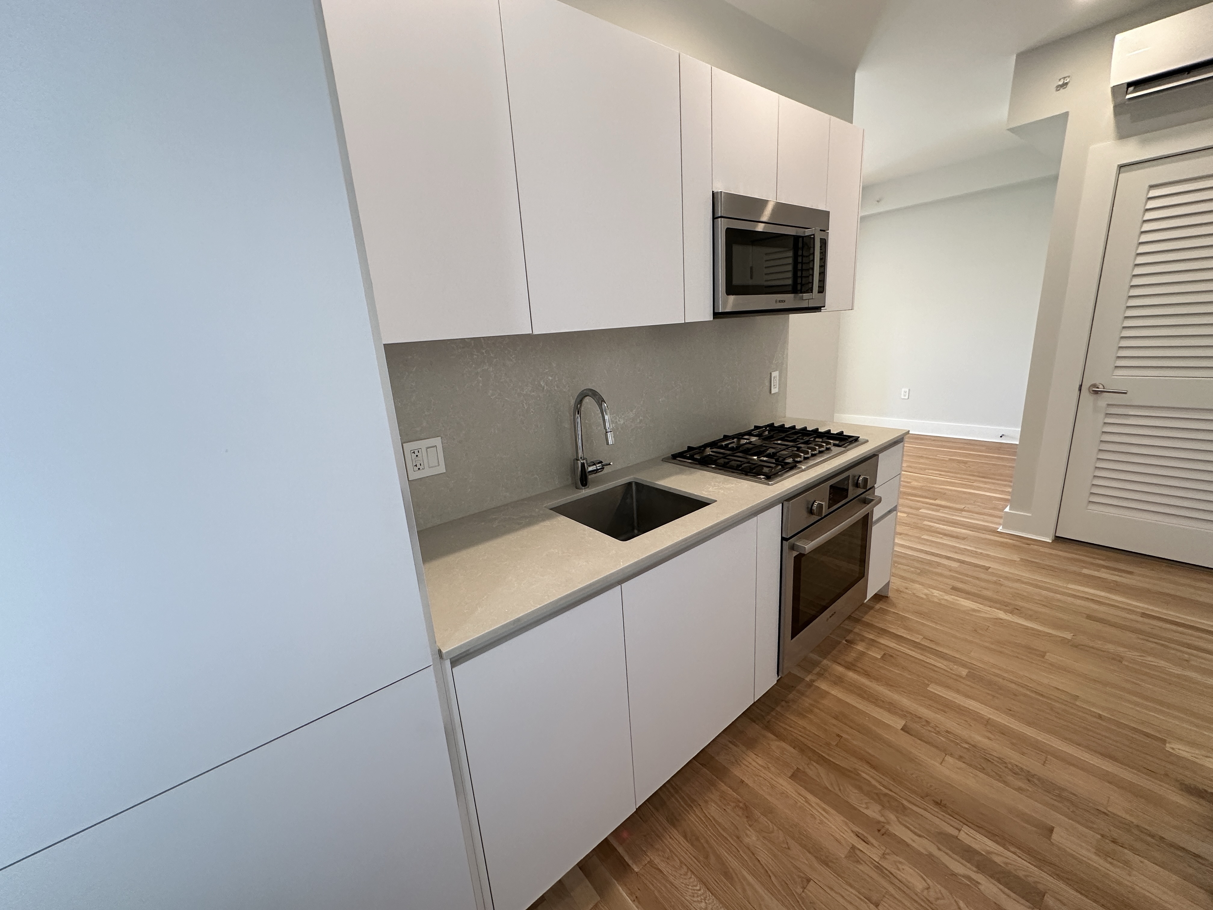 16 Forest St, Baldwin