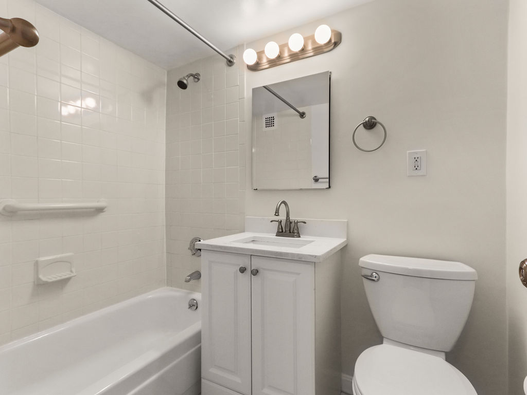1 bed, 1 bath apartment for rent at 9 Hawthorne Pl Unit 15A, West End — photo 15 of 20