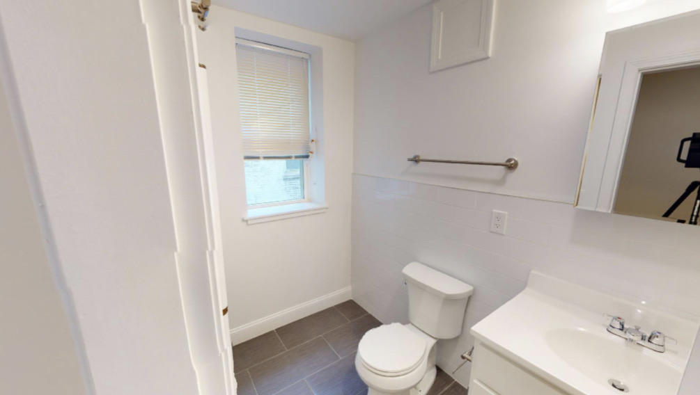 1 bed, 1 bath apartment for rent at 122 Sutherland Rd Unit C, Brighton — photo 4 of 9