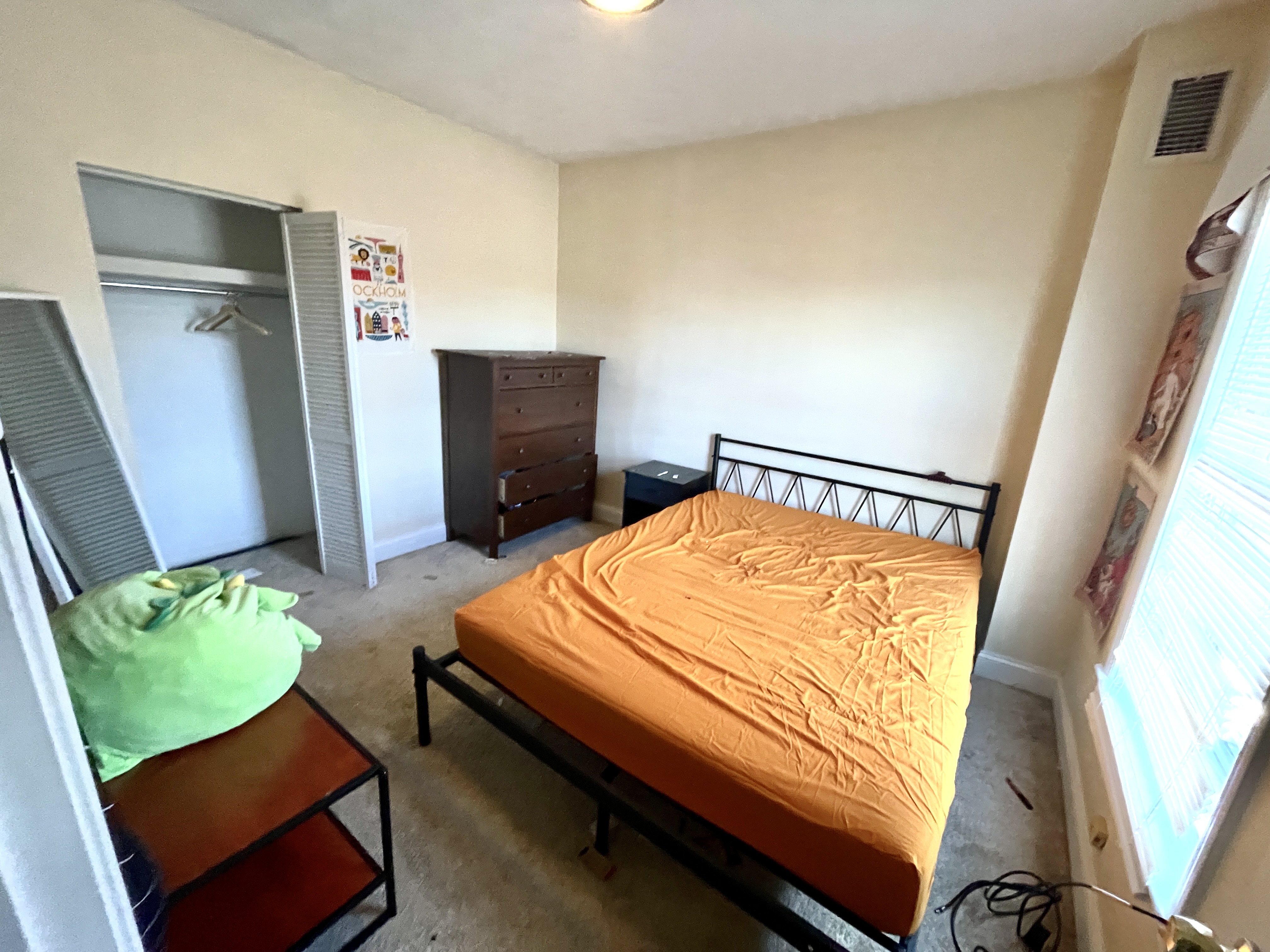 2 bed, 1 bath apartment for rent at 10 Pratt St Unit B, Allston — photo 6 of 12