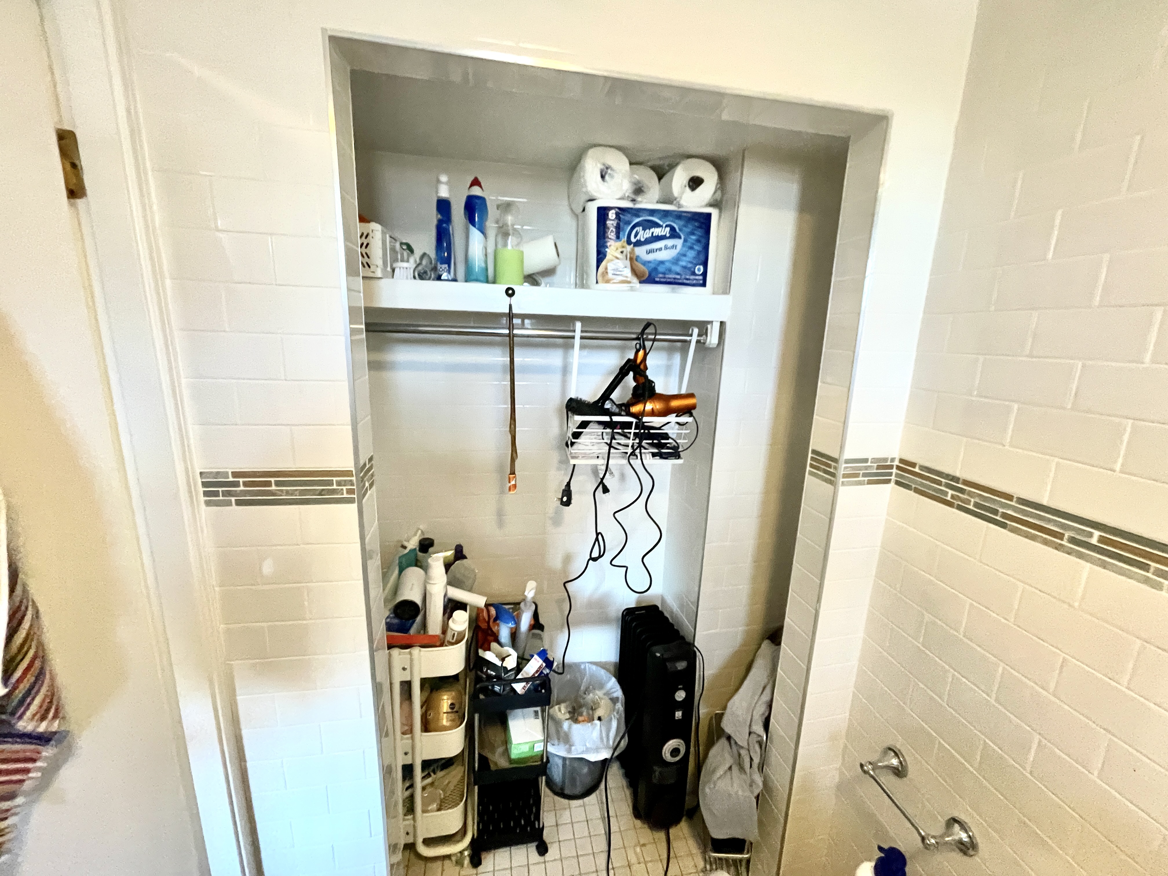 2 bed, 1 bath apartment for rent at 10 Pratt St Unit B, Allston — photo 11 of 12