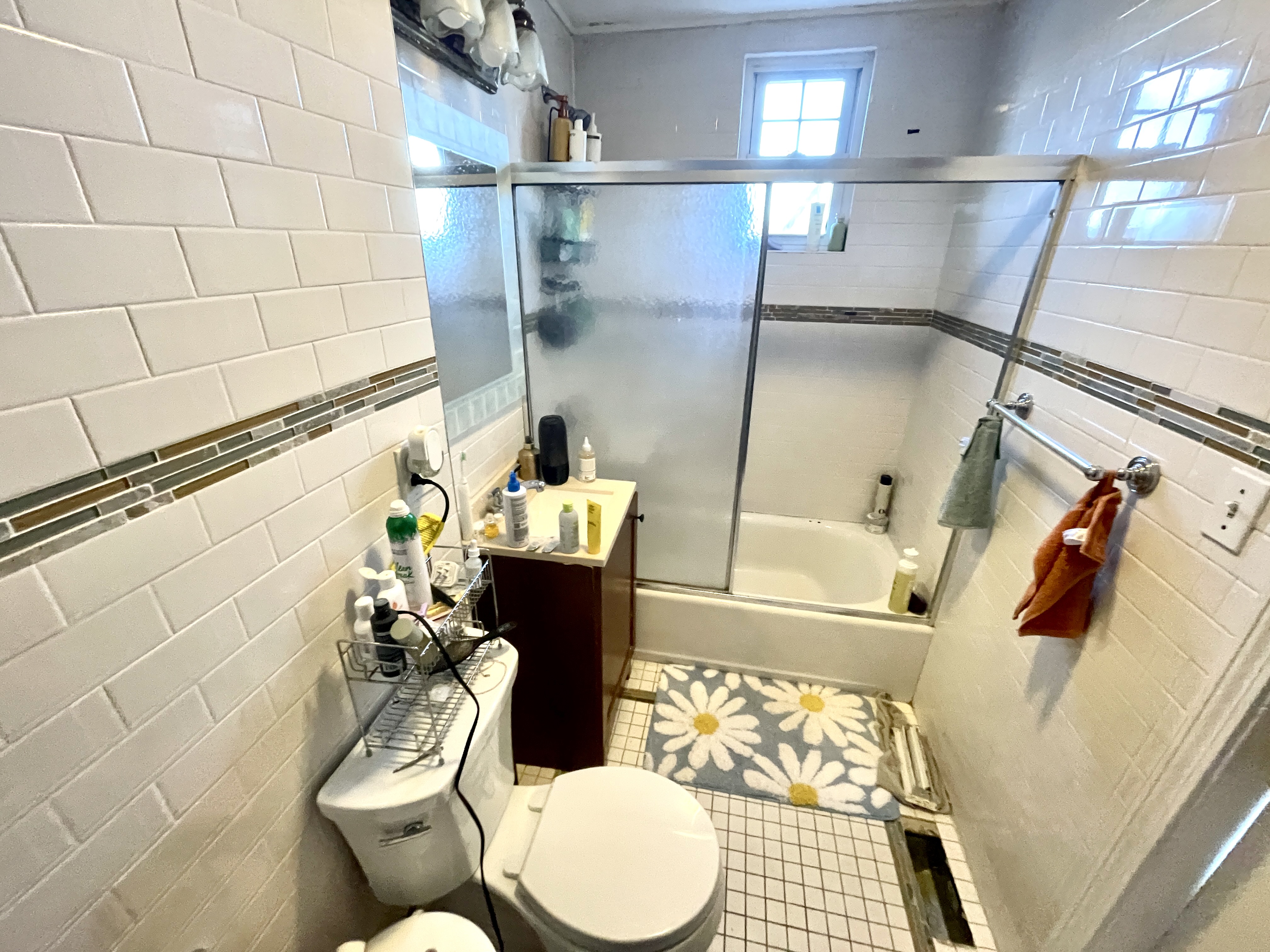 2 bed, 1 bath apartment for rent at 10 Pratt St Unit B, Allston — photo 12 of 12